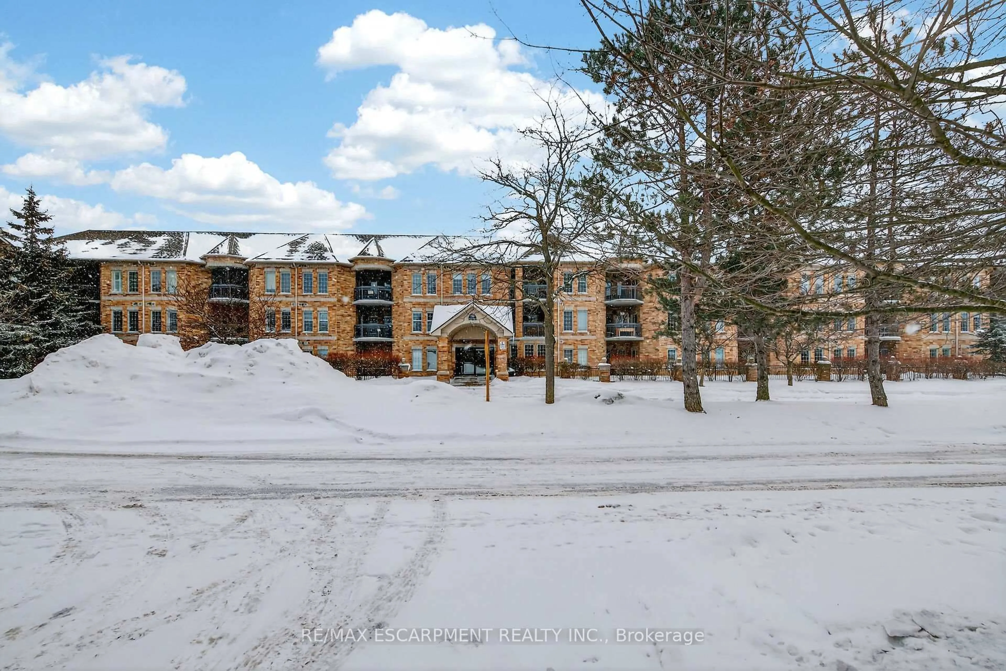 Unknown for 59 Critzia Dr #312, Hamilton Ontario L0R 1W0