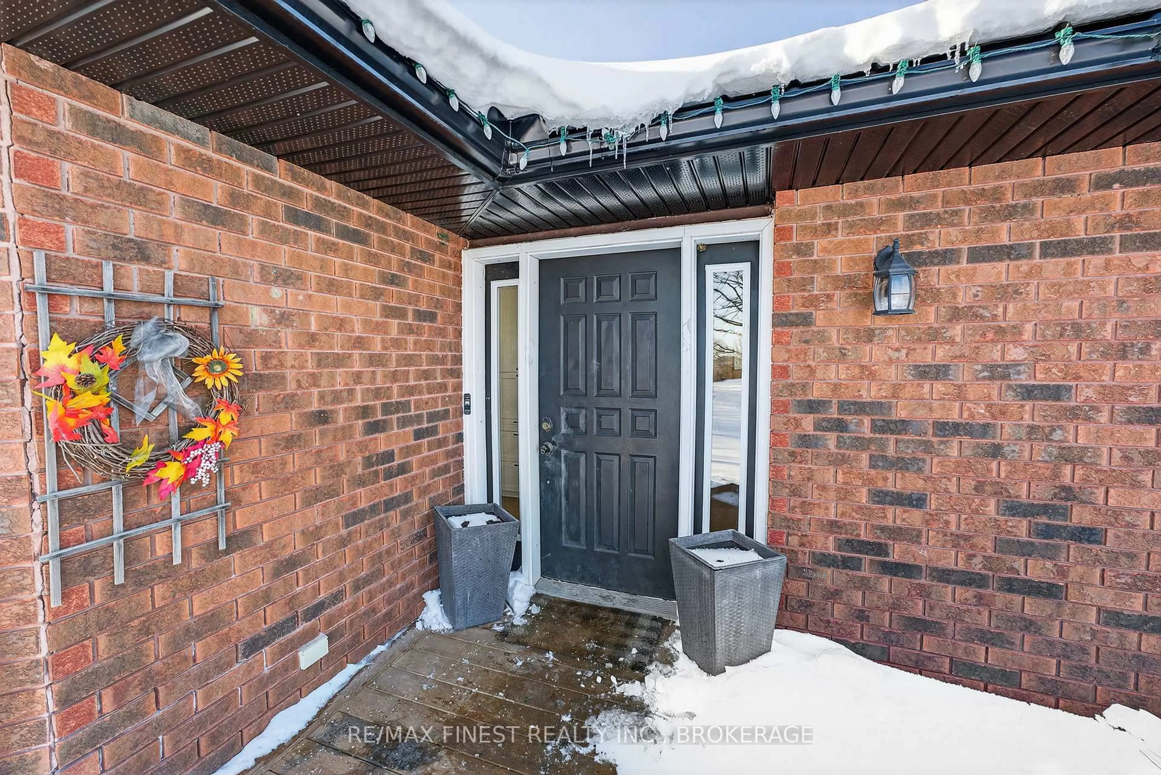 Unknown for 2055 Switzerville Rd, Loyalist Ontario K7R 3K9