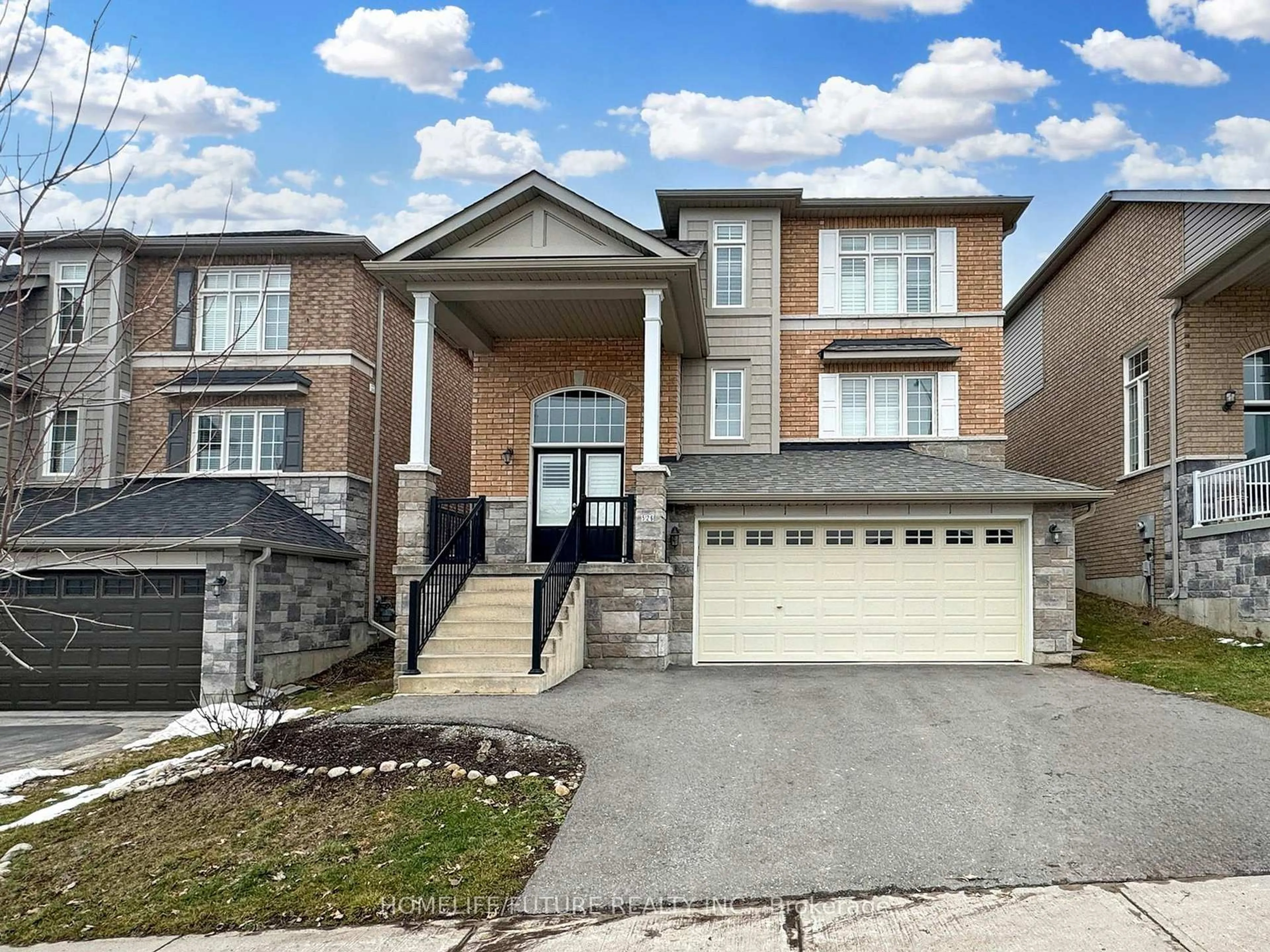 Home with brick exterior material, street for 526 Joslin St, Peterborough Ontario K9J 0H9