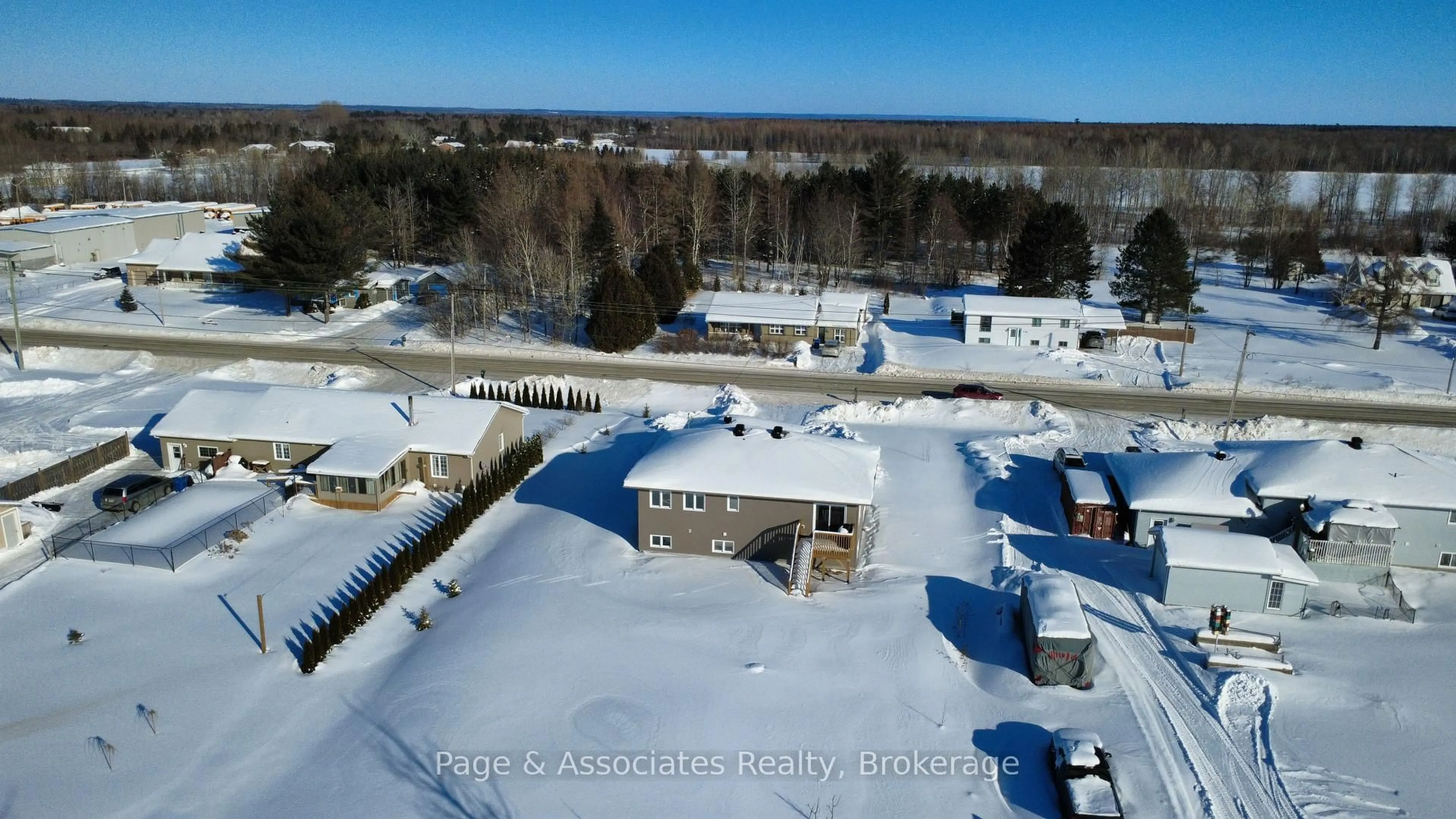 A pic from outside/outdoor area/front of a property/back of a property/a pic from drone, building for 547 Dutrisac Rd, West Nipissing Ontario P2B 2J9