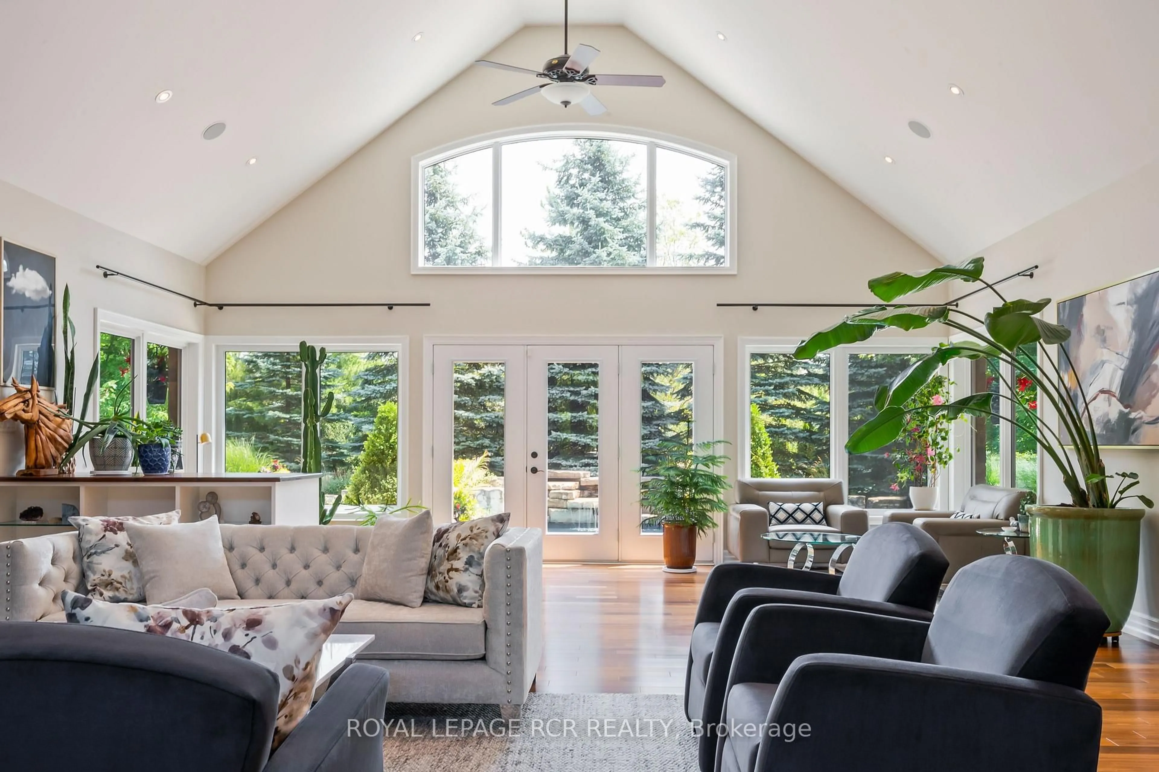 Unknown for 9727 Dundas St, Erin Ontario N0B 1T0