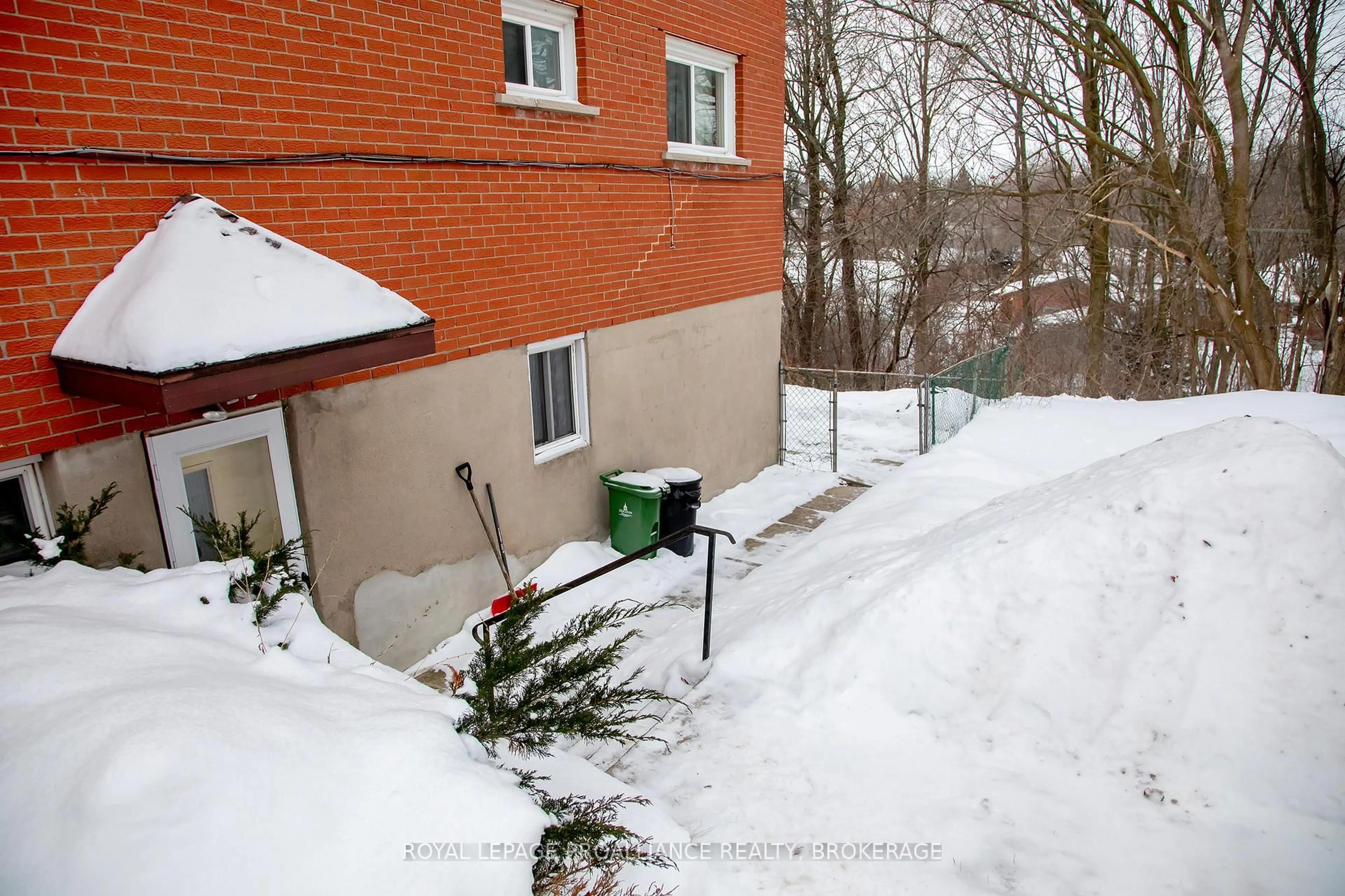 Balcony in the apartment, street for 92 Gardiner St, Kingston Ontario K7M 1A7