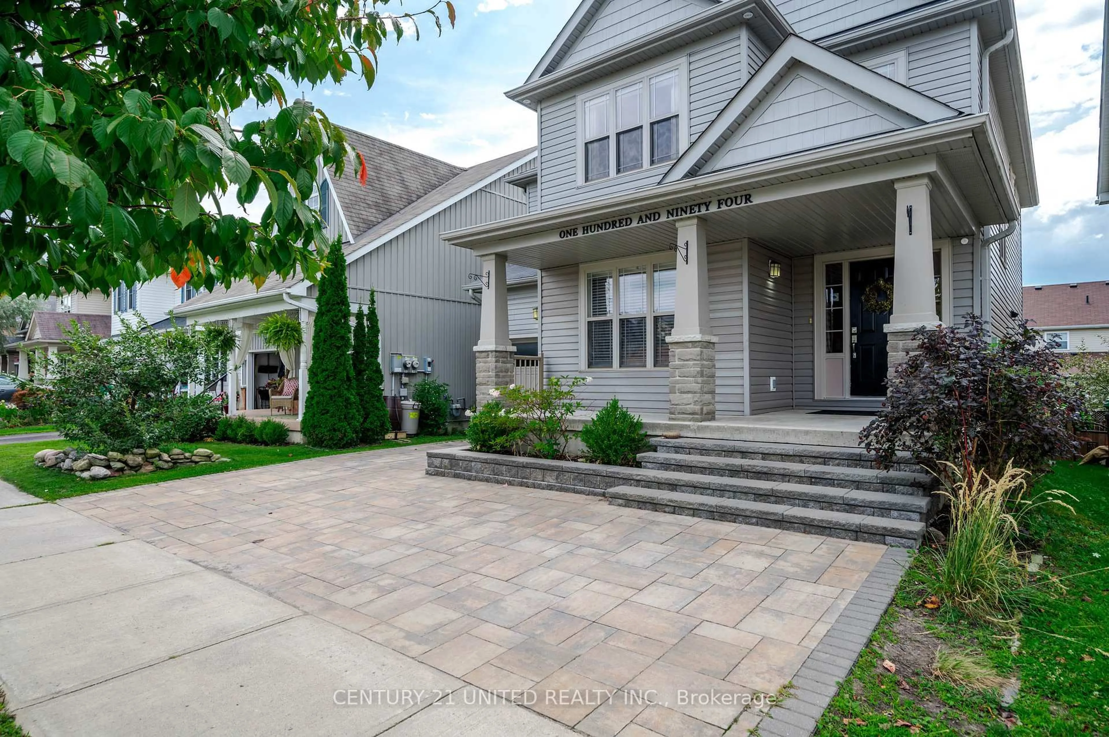 Patio, street for 194 Bowen Dr, Peterborough Ontario K9H 0B9