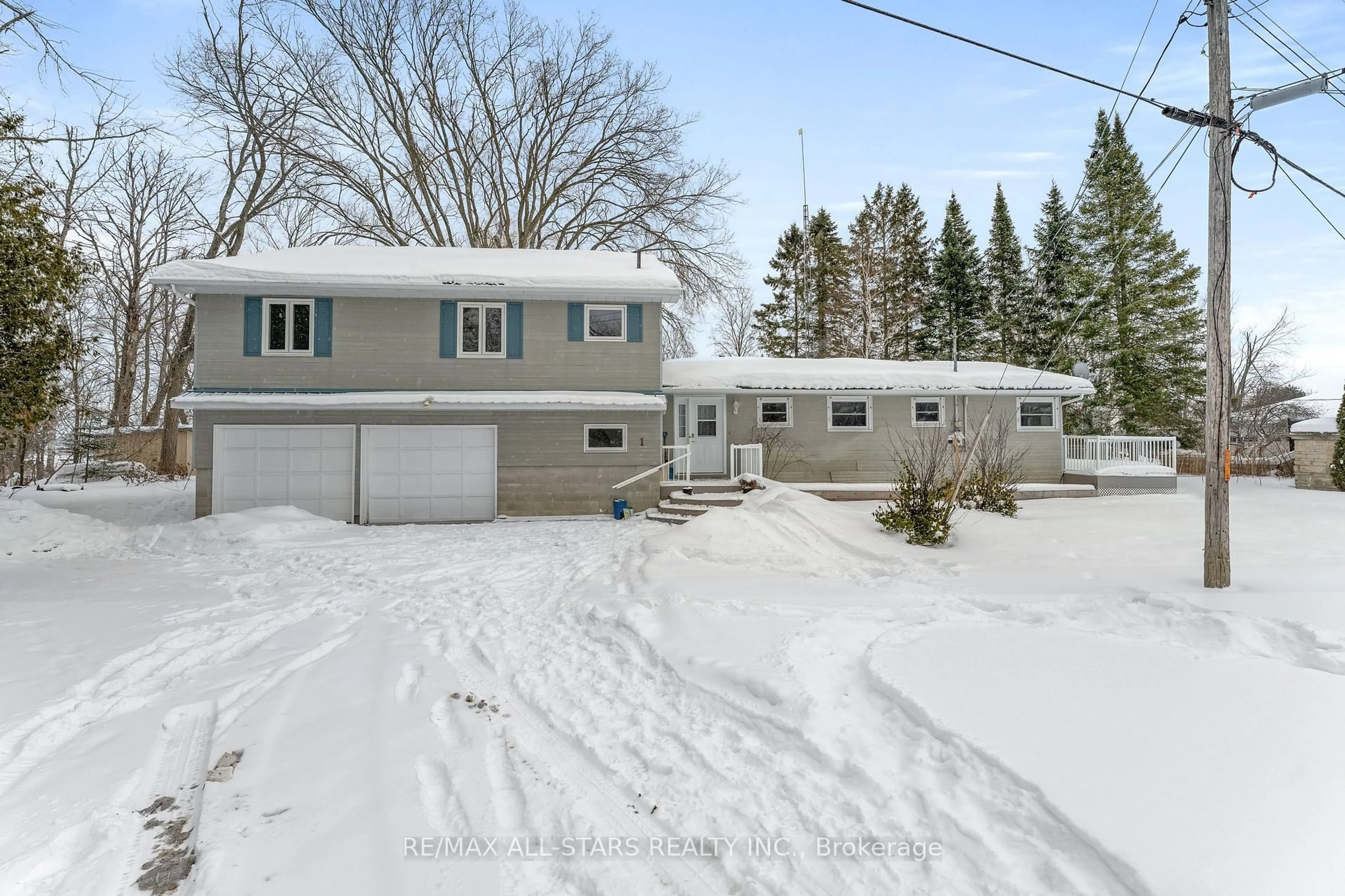 A pic from outside/outdoor area/front of a property/back of a property/a pic from drone, street for 1 Beatrice Dr, Kawartha Lakes Ontario K0M 1N0