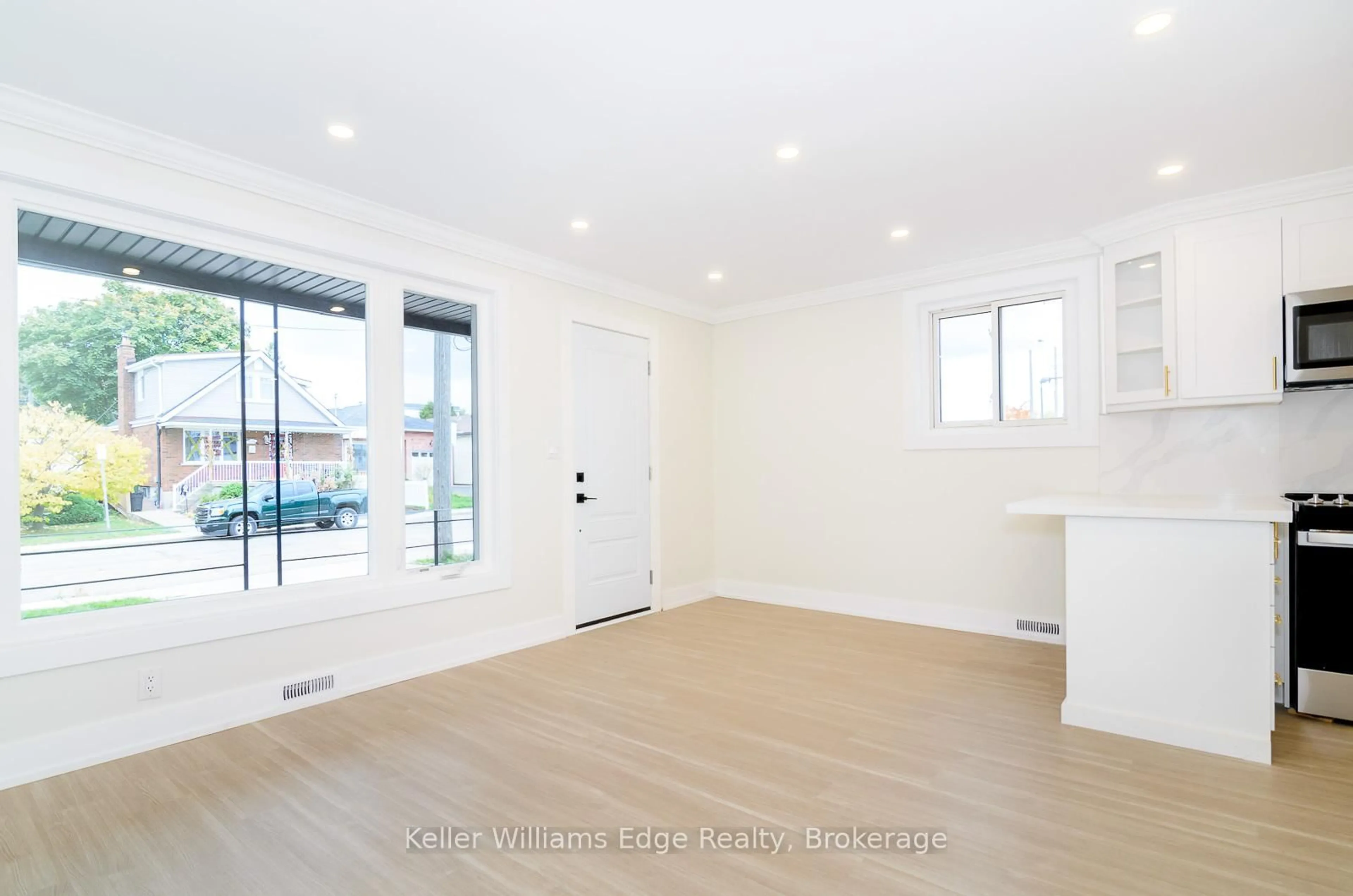 Unknown for 1175 Dunsmure Rd, Hamilton Ontario L8H 1K9