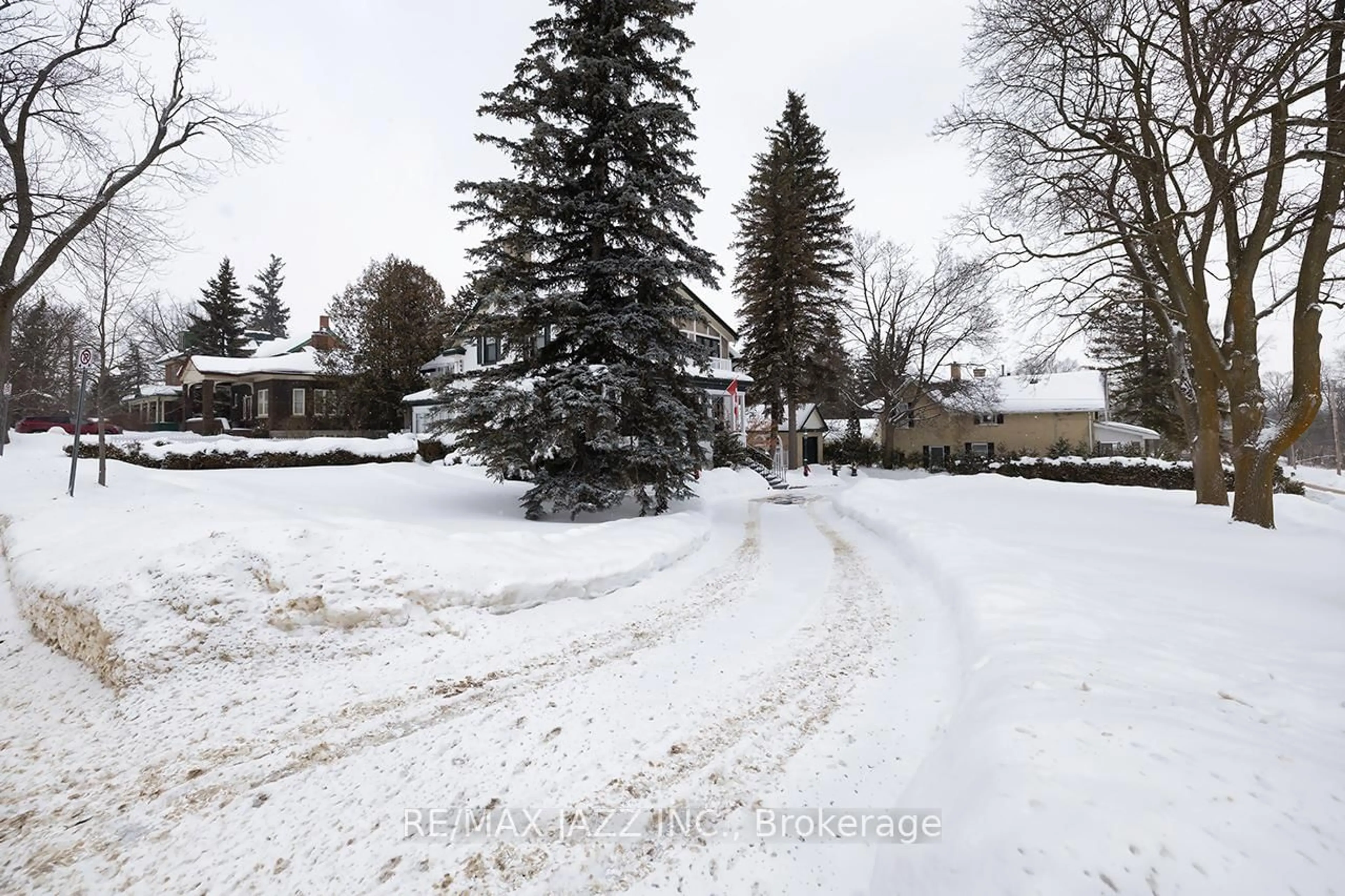 Unknown for 22 Francis St, Kawartha Lakes Ontario K9V 3R6