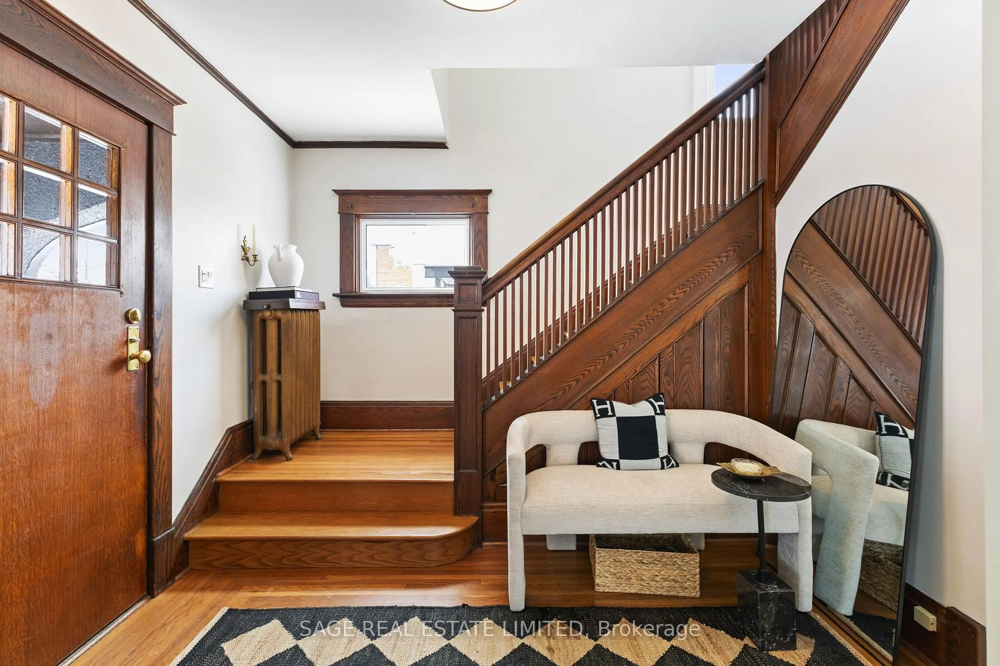 Unknown for 40 Main St, St. Catharines Ontario L2N 4T7