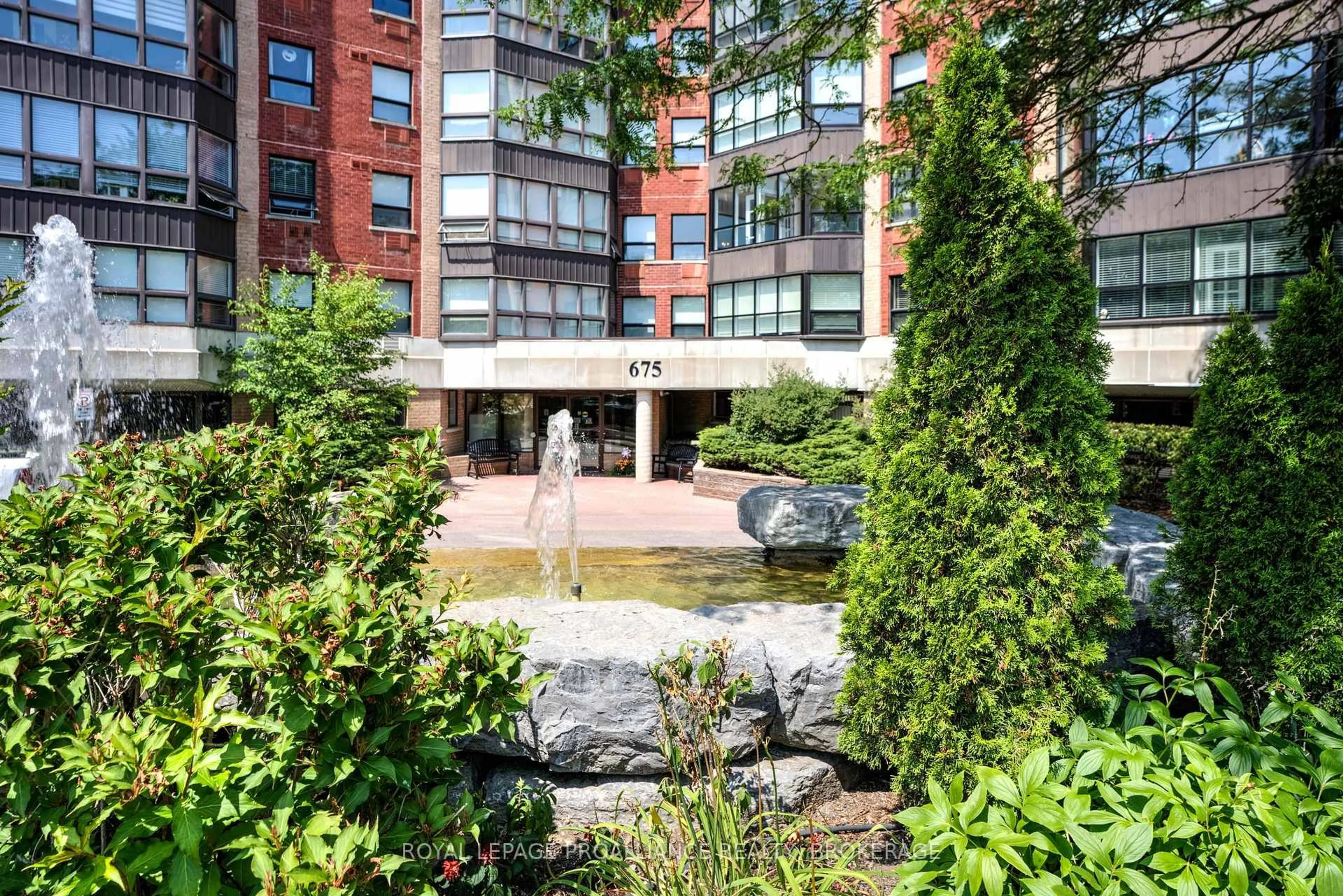 Patio, building for 675 Davis Dr #609, Kingston Ontario K7M 8L5