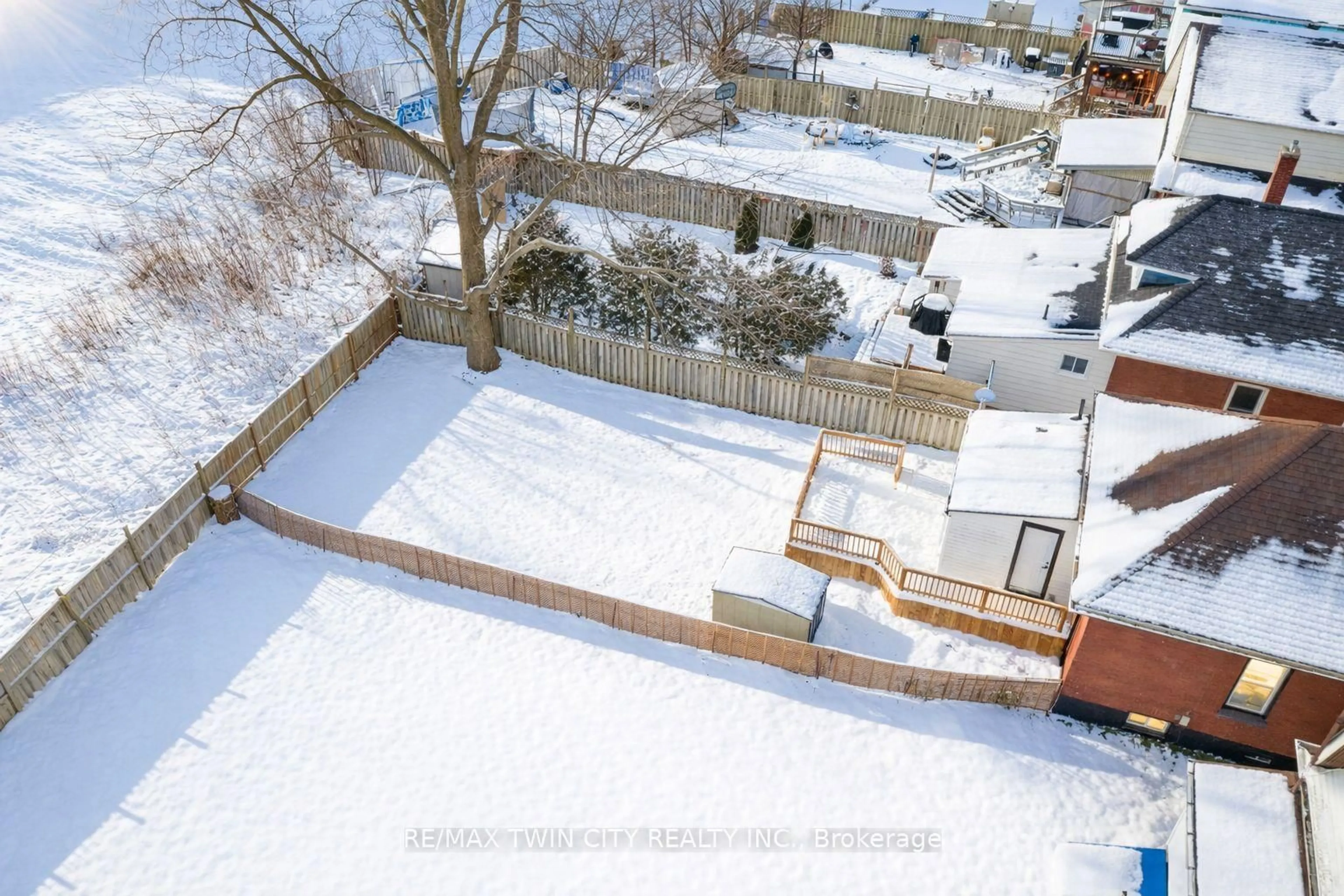 A pic from outside/outdoor area/front of a property/back of a property/a pic from drone, city buildings view from balcony for 12 Carlyle St, Brantford Ontario N3T 2C1