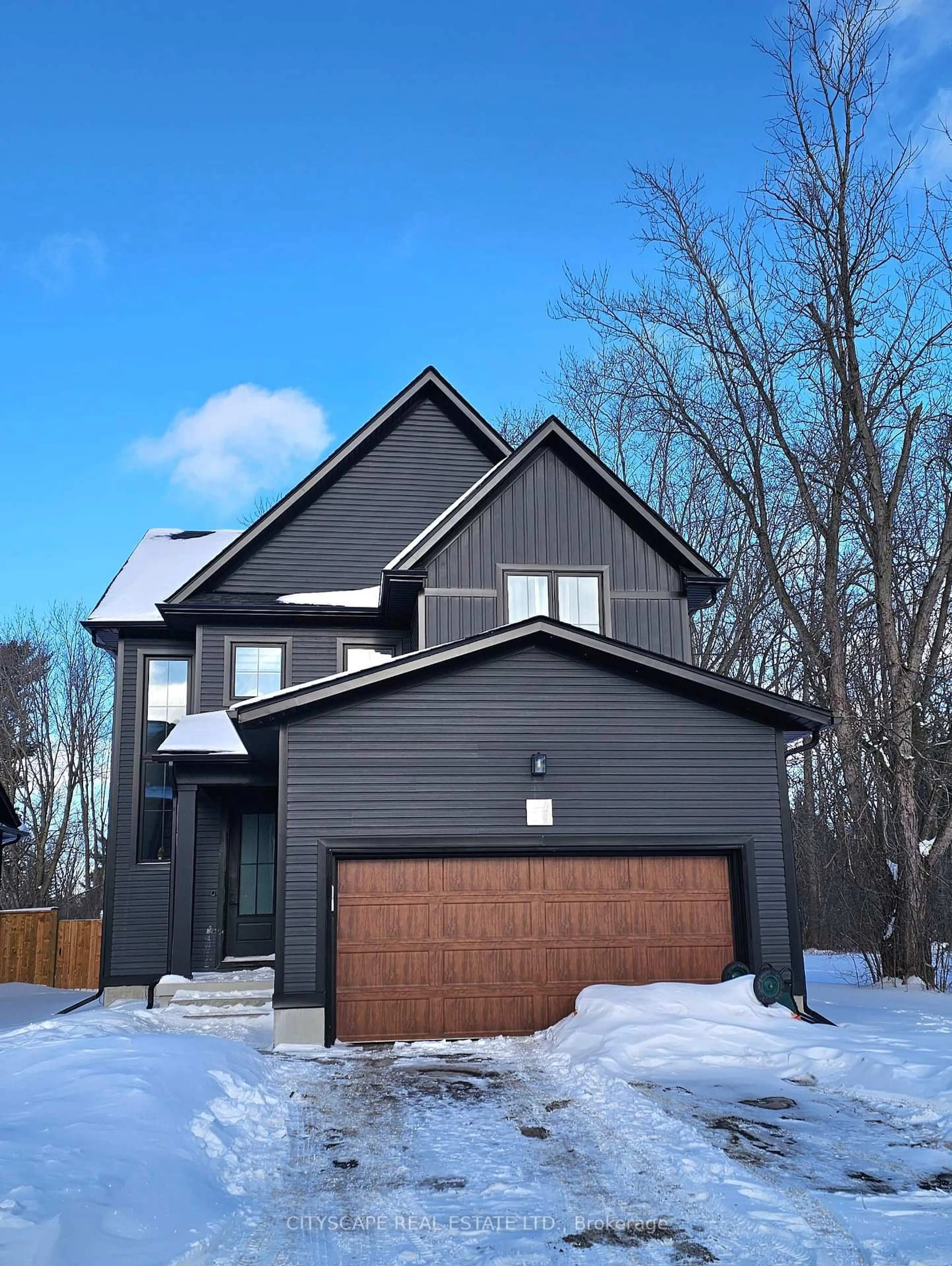 Home with vinyl exterior material, street for 20-297 Whiting St, Ingersoll Ontario N5C 0E6