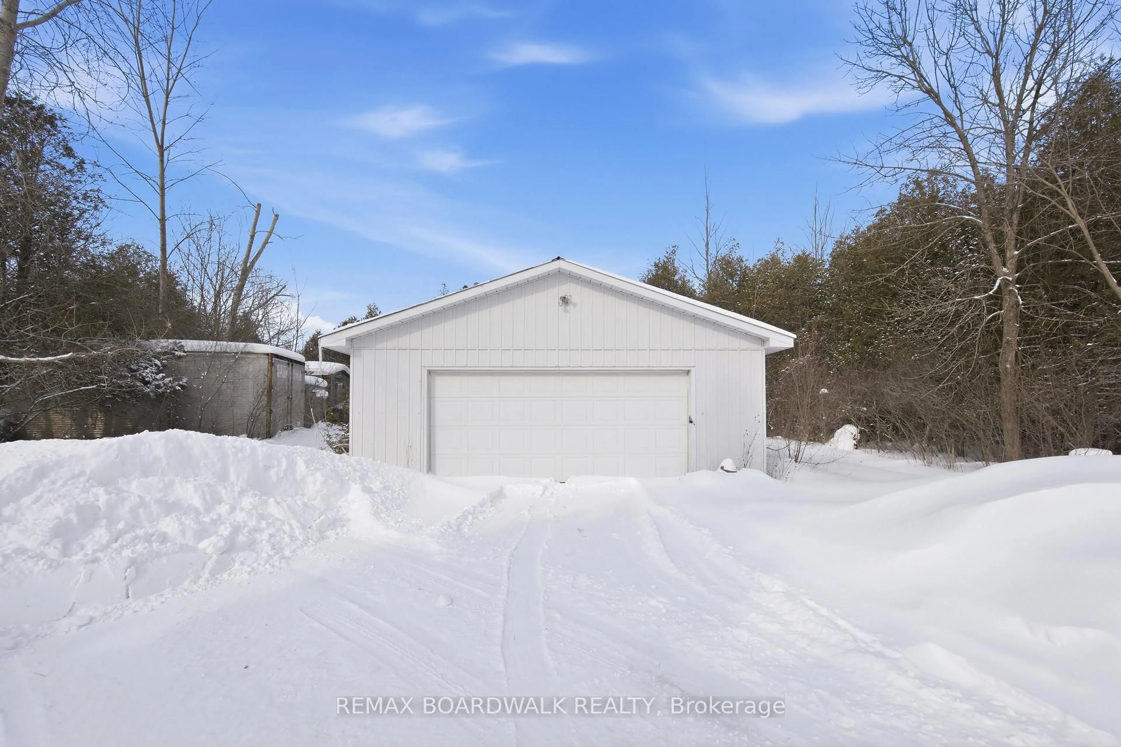 Unknown for 3740 Maple Ave, Augusta Ontario K0E 1T0