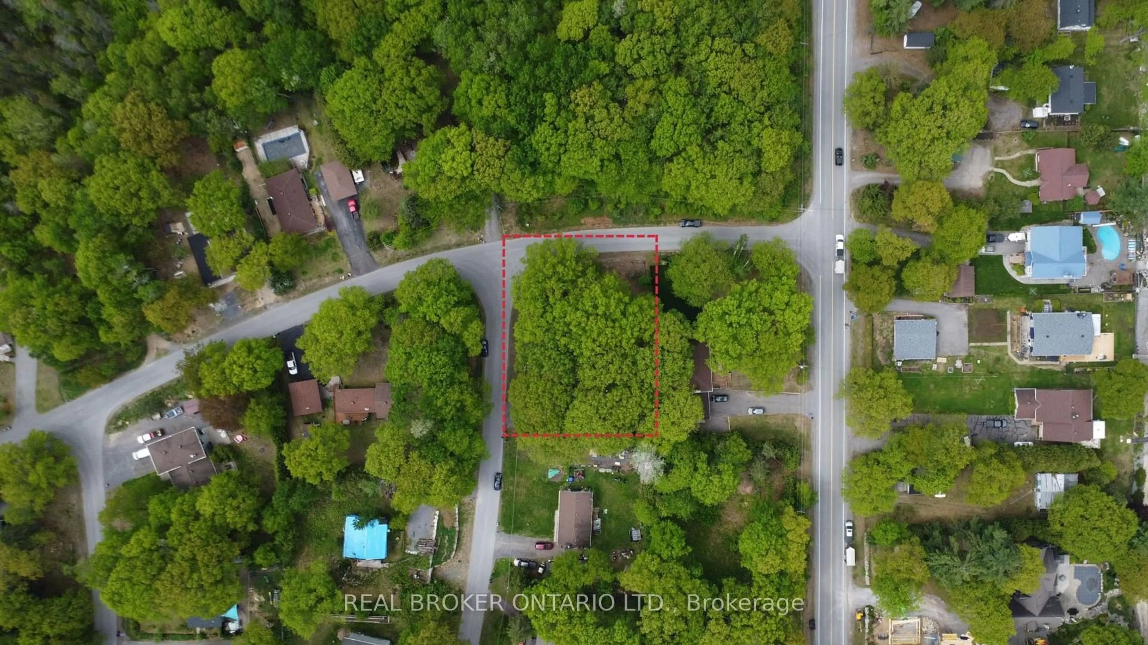 A pic from outside/outdoor area/front of a property/back of a property/a pic from drone, street for 190 Woods Rd, Ottawa Ontario K0A 3M0