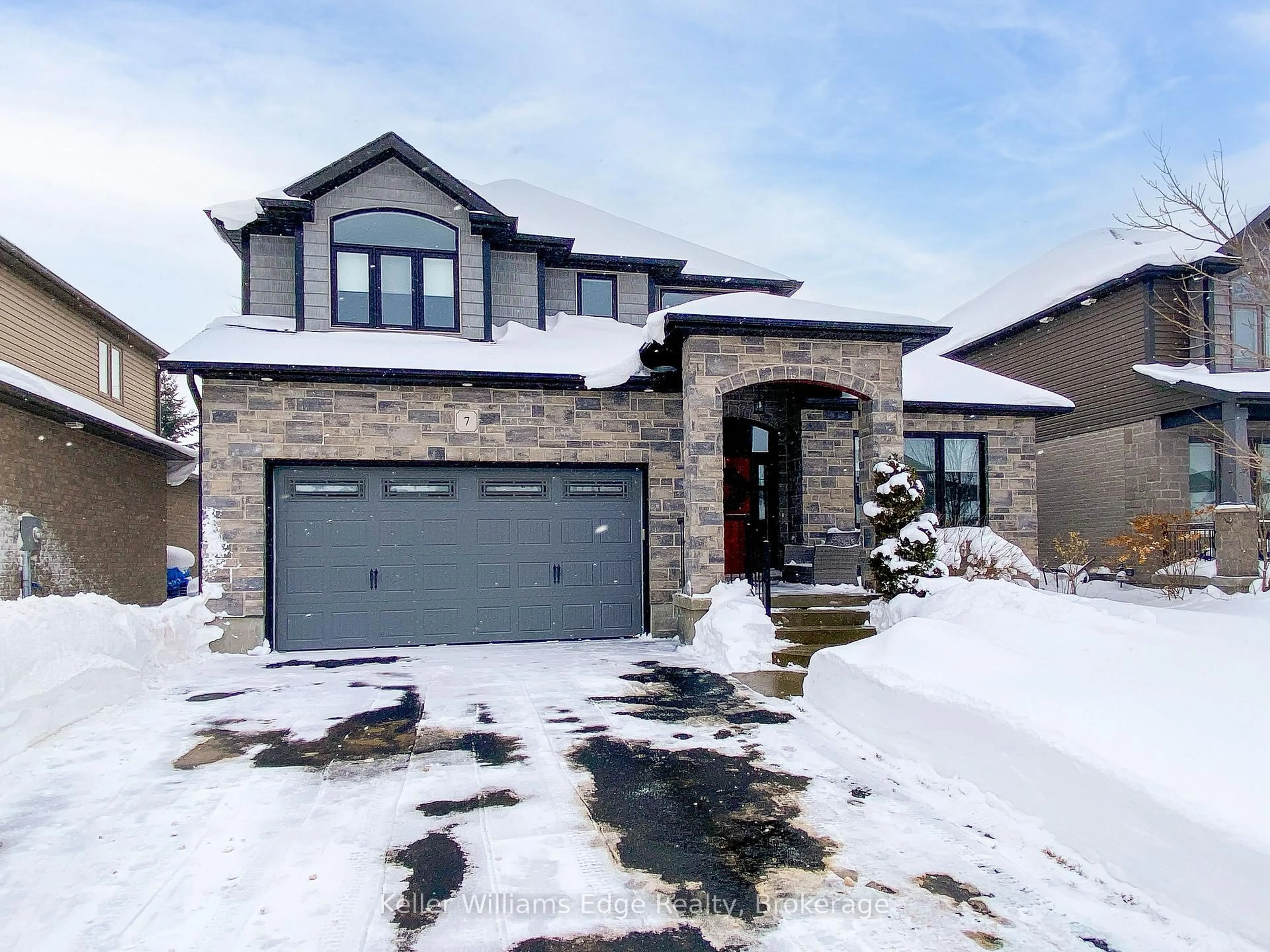 Home with brick exterior material, street for 7 Hillborn St, East Luther Grand Valley Ontario L9W 6T9