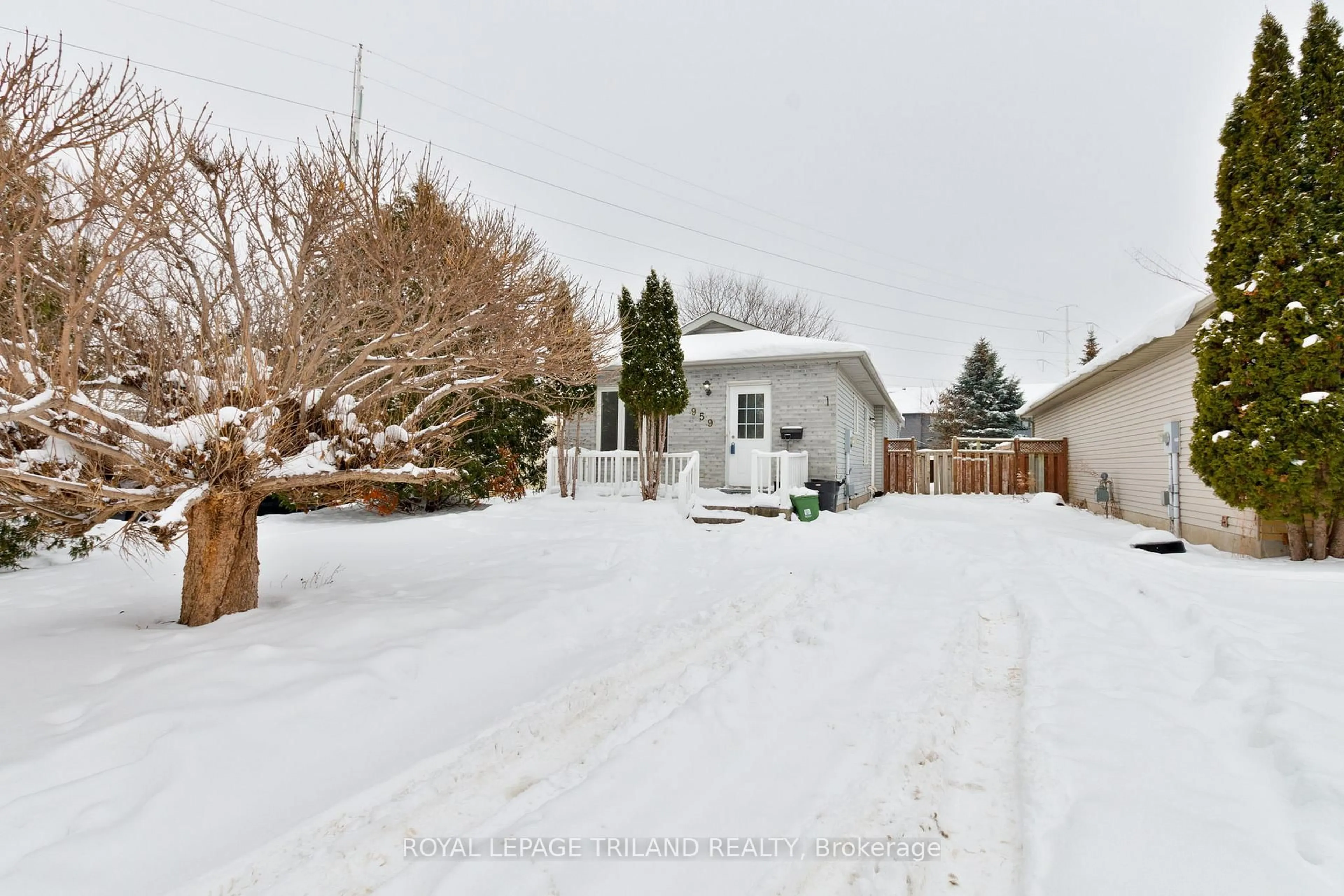 Unknown for 959 Prosperity Crt, London East Ontario N5V 5C7