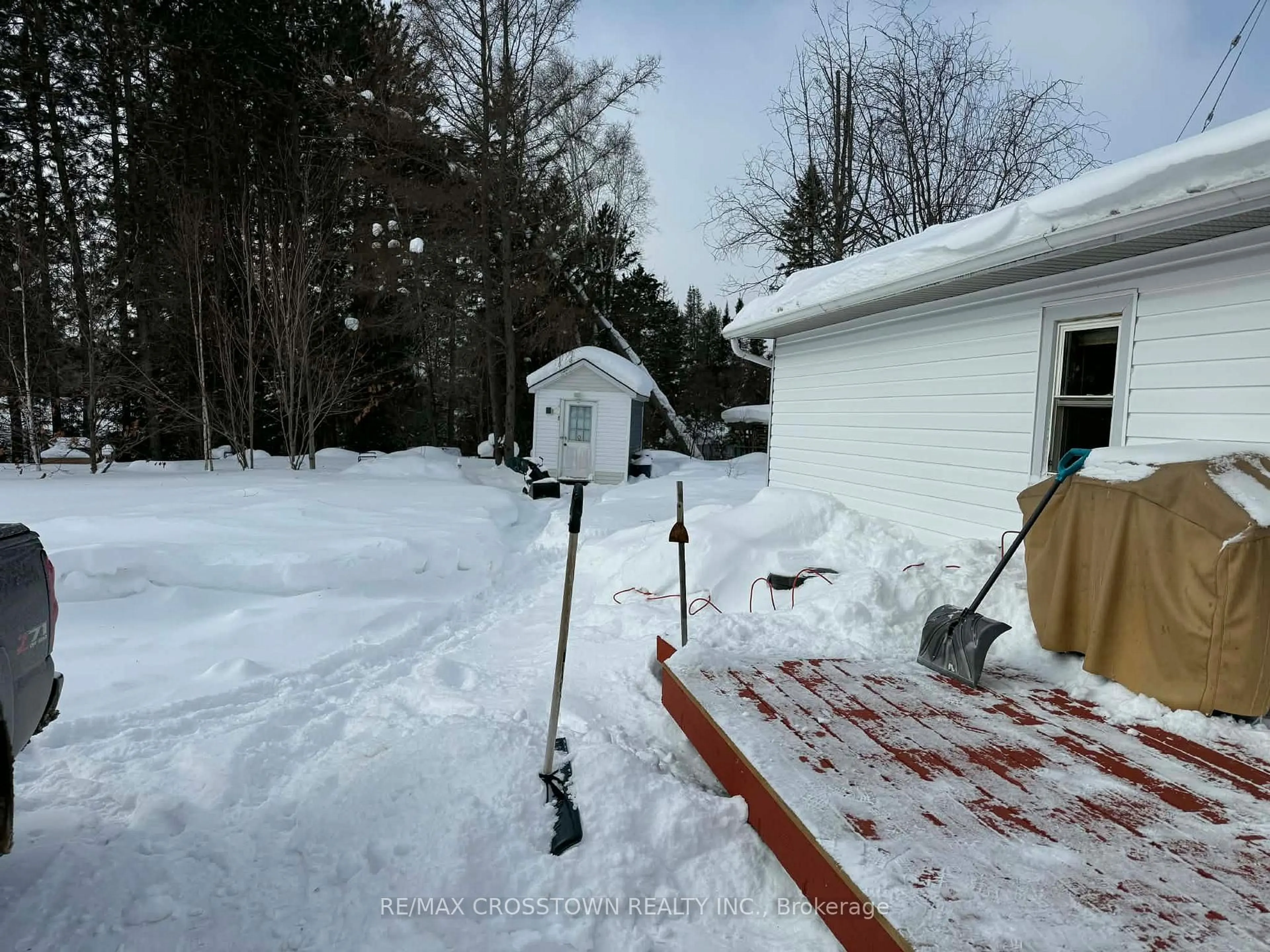 Shed for 9358 Highway 63 #1, Unorganized Townships Ontario P0H 2A0