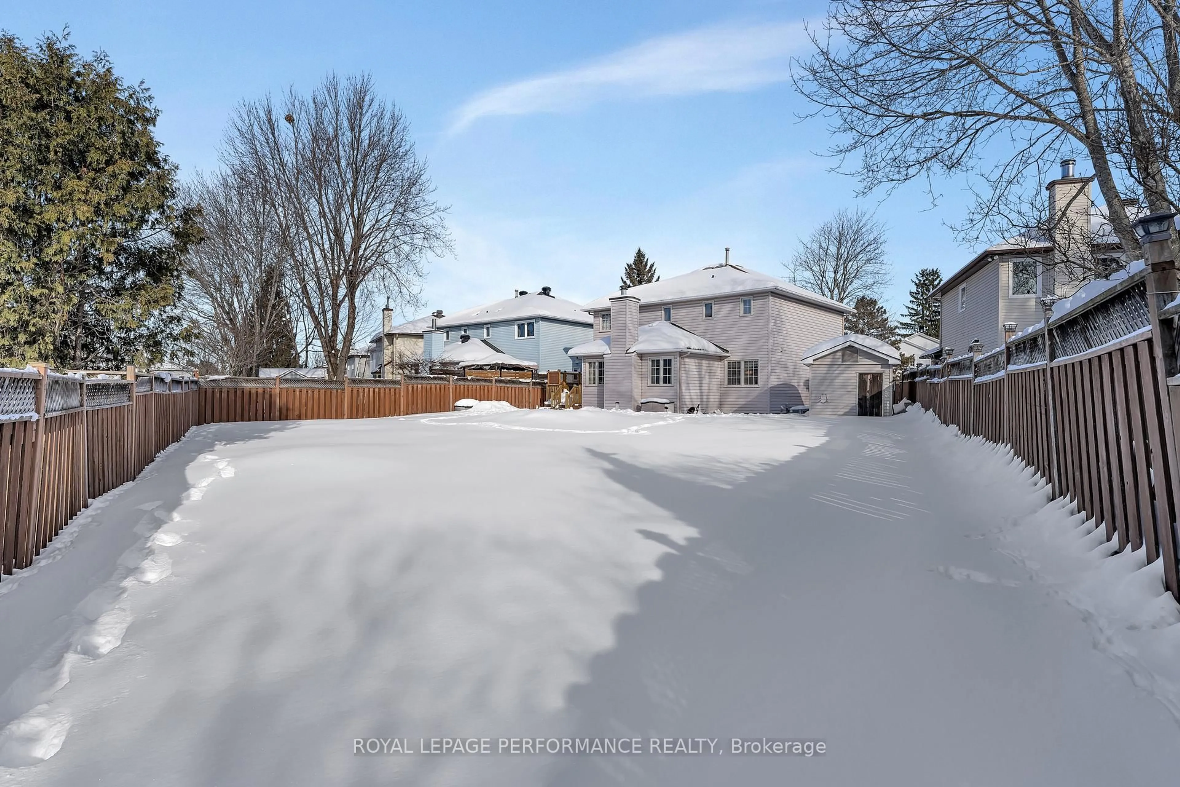 A pic from outside/outdoor area/front of a property/back of a property/a pic from drone, street for 1764 Tache Way, Ottawa Ontario K4A 2S6