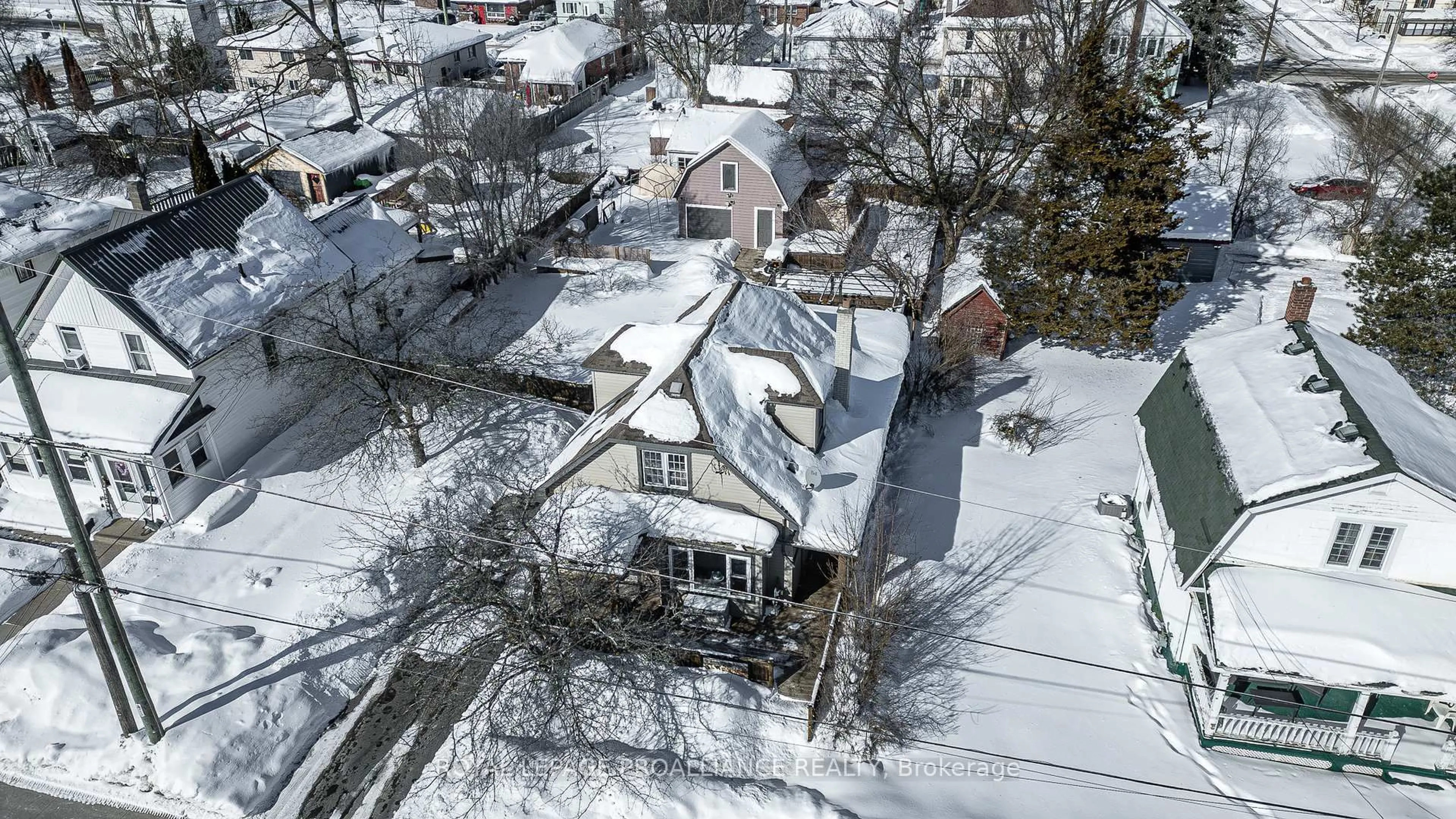 A pic from outside/outdoor area/front of a property/back of a property/a pic from drone, street for 146 Creswell Dr, Quinte West Ontario K8V 3H5