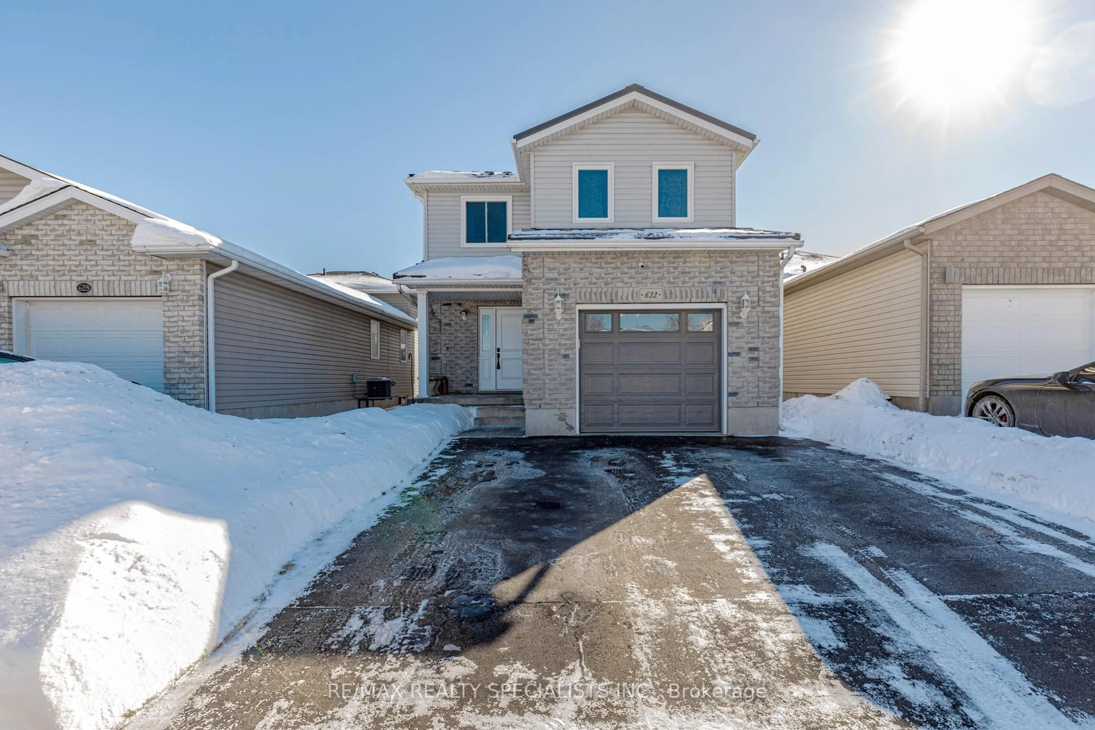 Unknown for 632 Langlaw Dr, Cambridge Ontario N1P 1H4