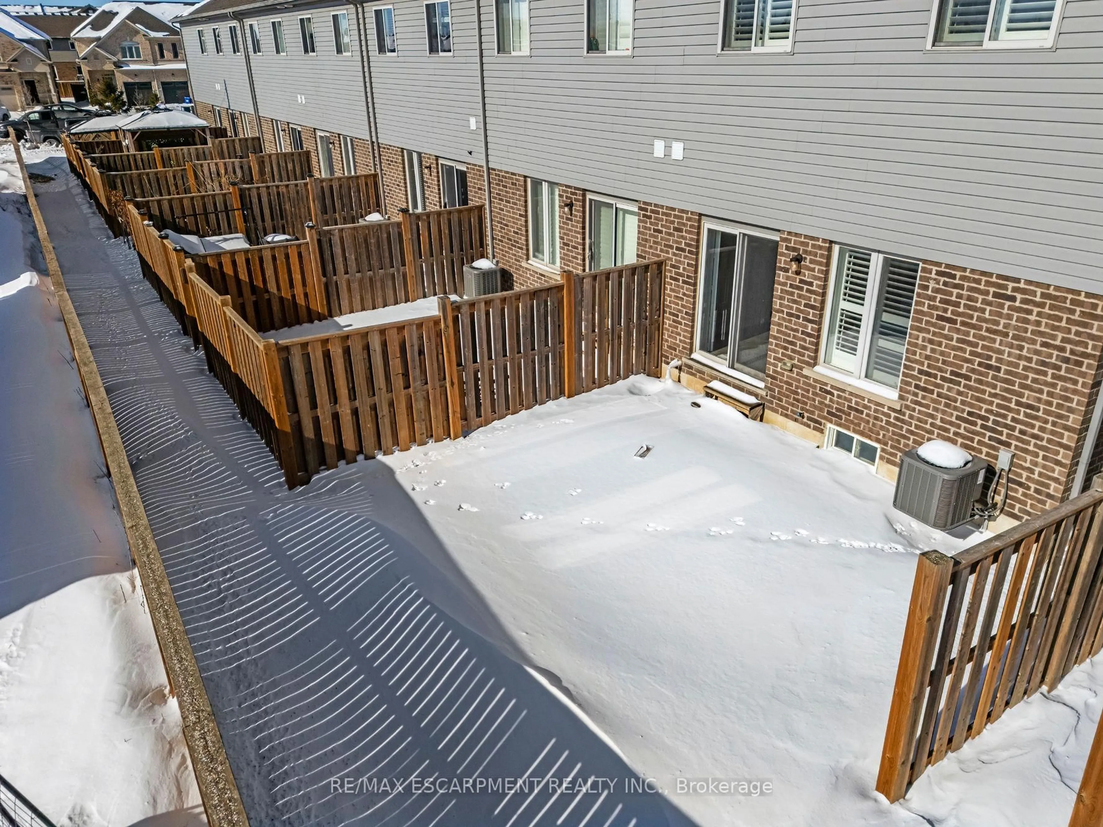 A pic from outside/outdoor area/front of a property/back of a property/a pic from drone, city buildings view from balcony for 14 Serenity Lane, Hamilton Ontario L0R 1P0