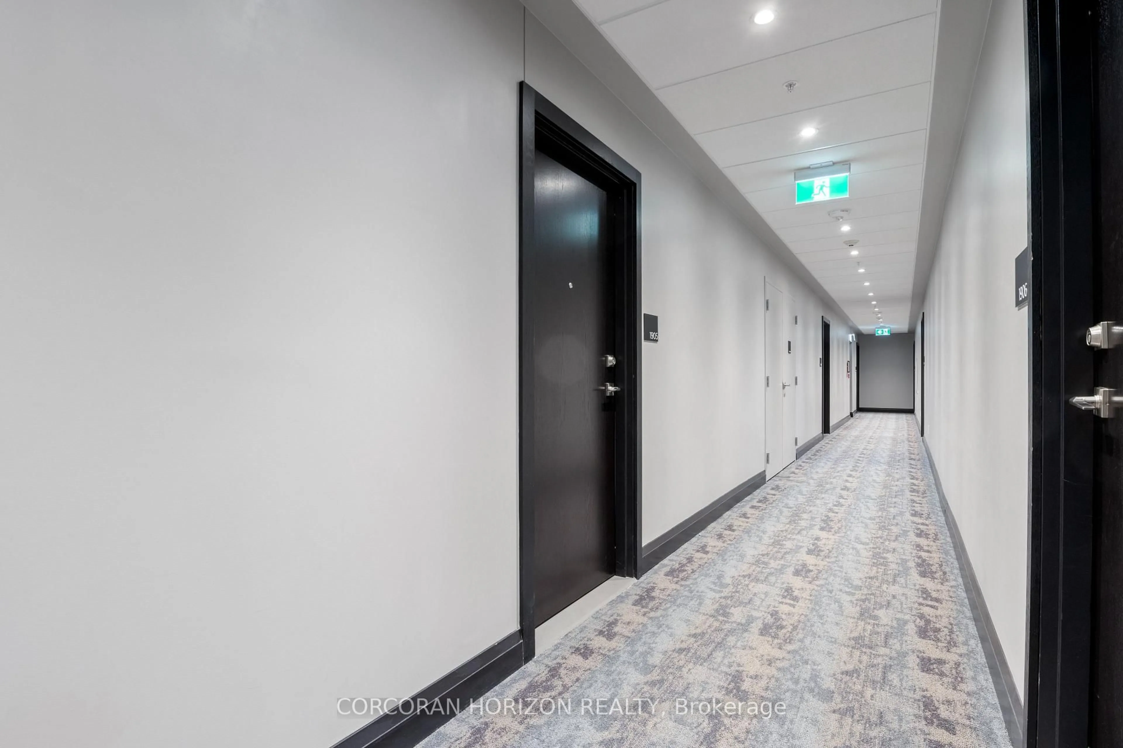 Indoor foyer for 50 Grand Ave #1905, Cambridge Ontario N1S 0C2