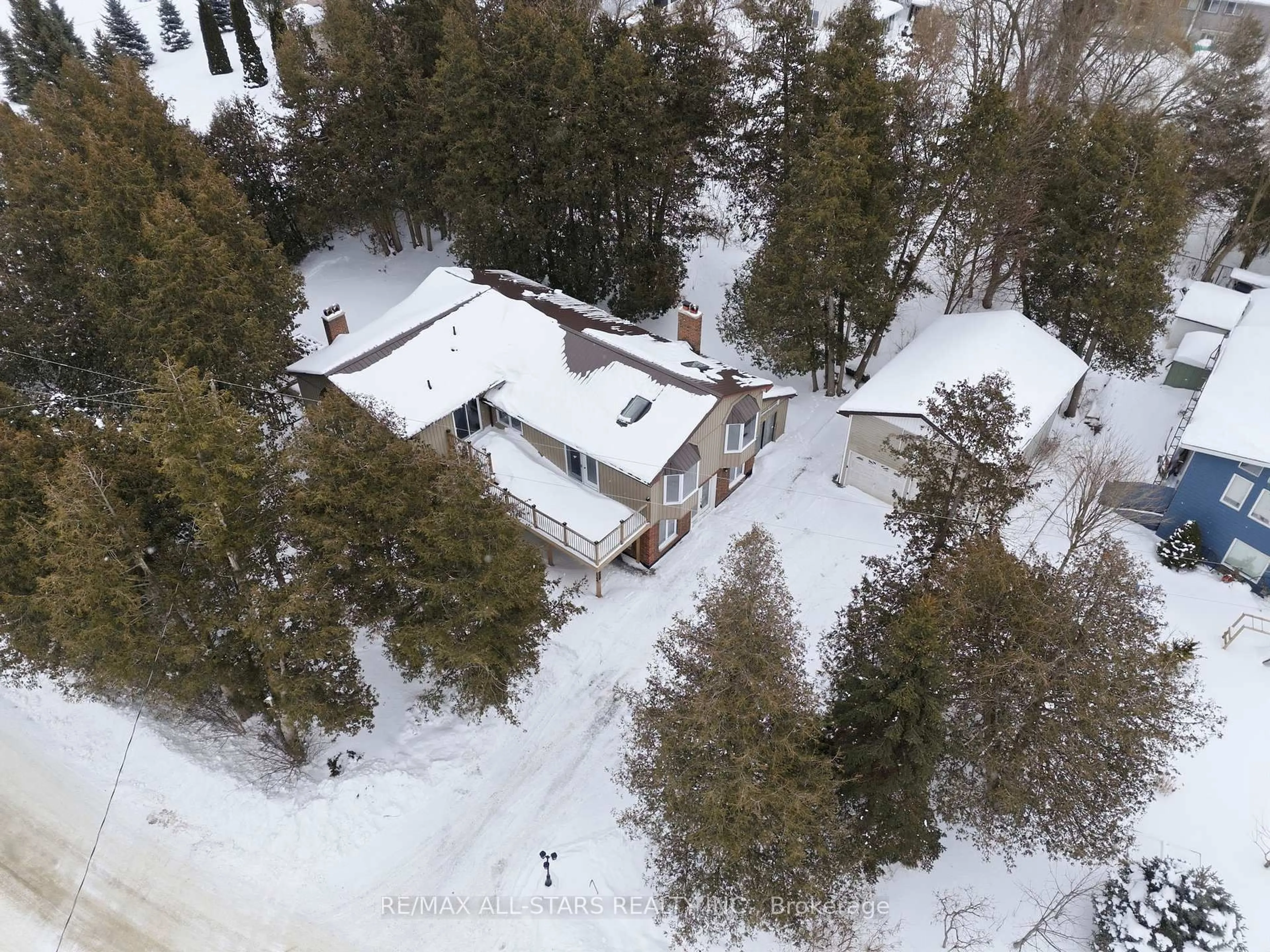 A pic from outside/outdoor area/front of a property/back of a property/a pic from drone, street for 113 Bowen Rd, Kawartha Lakes Ontario K0M 2C0