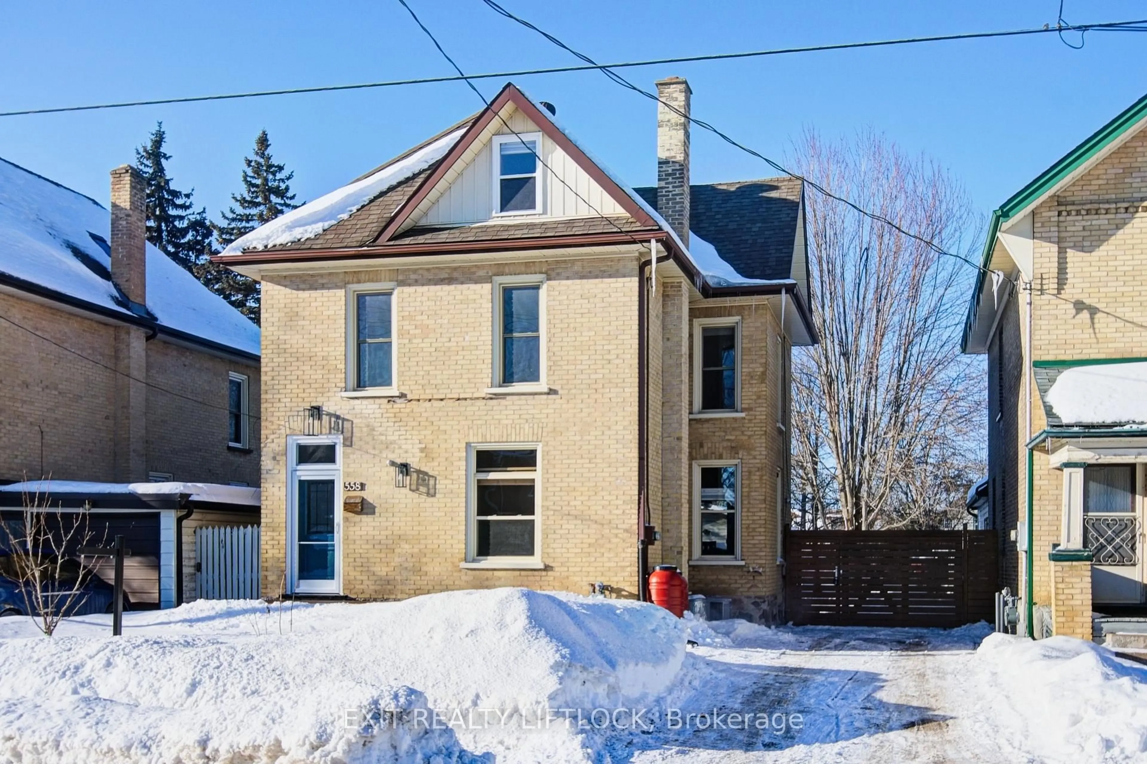 Home with brick exterior material, street for 558 Chamberlain St, Peterborough Ontario K9J 4L5