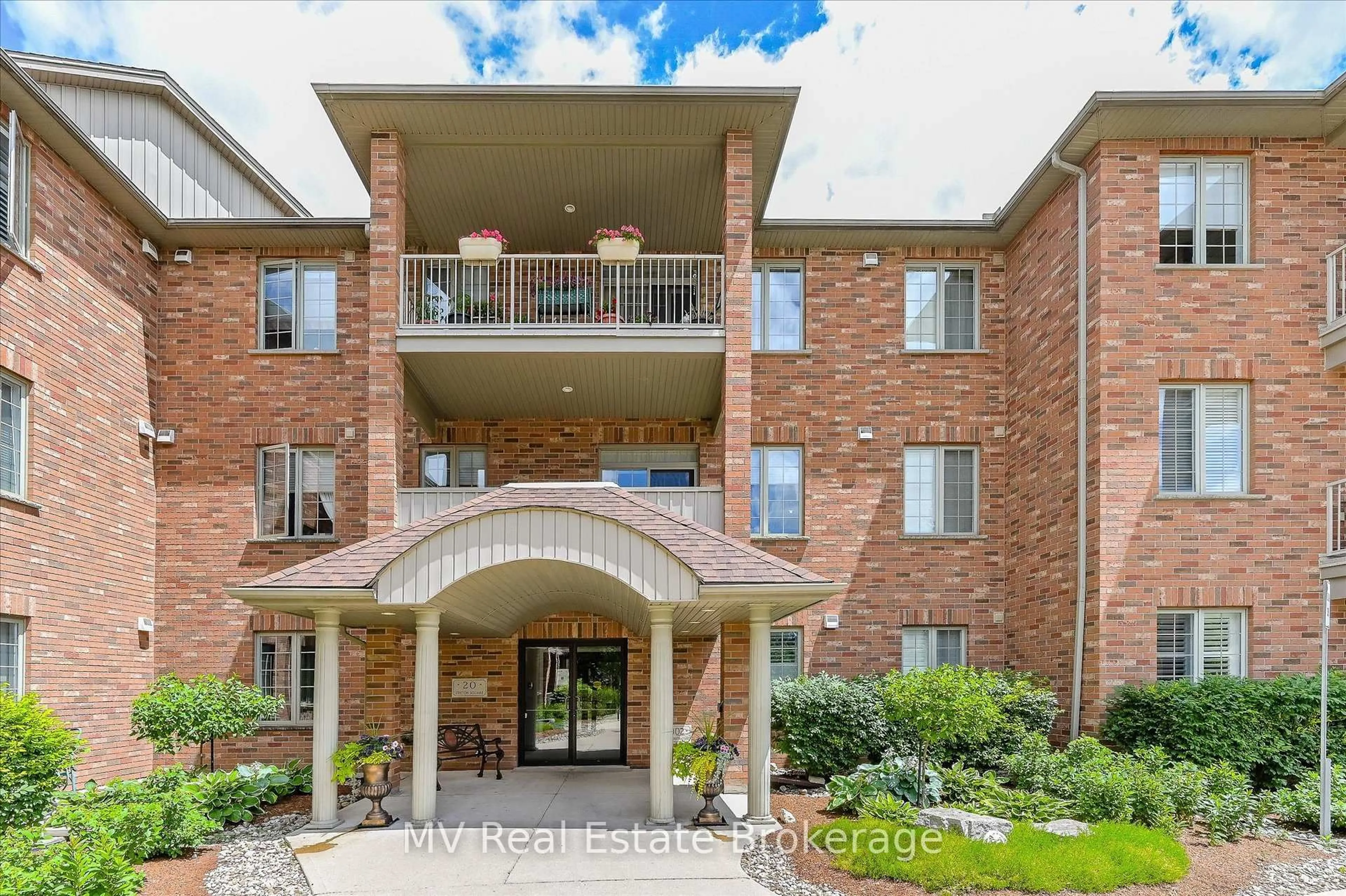 Unknown for 20 Station Sq #205, Centre Wellington Ontario N0B 1S0