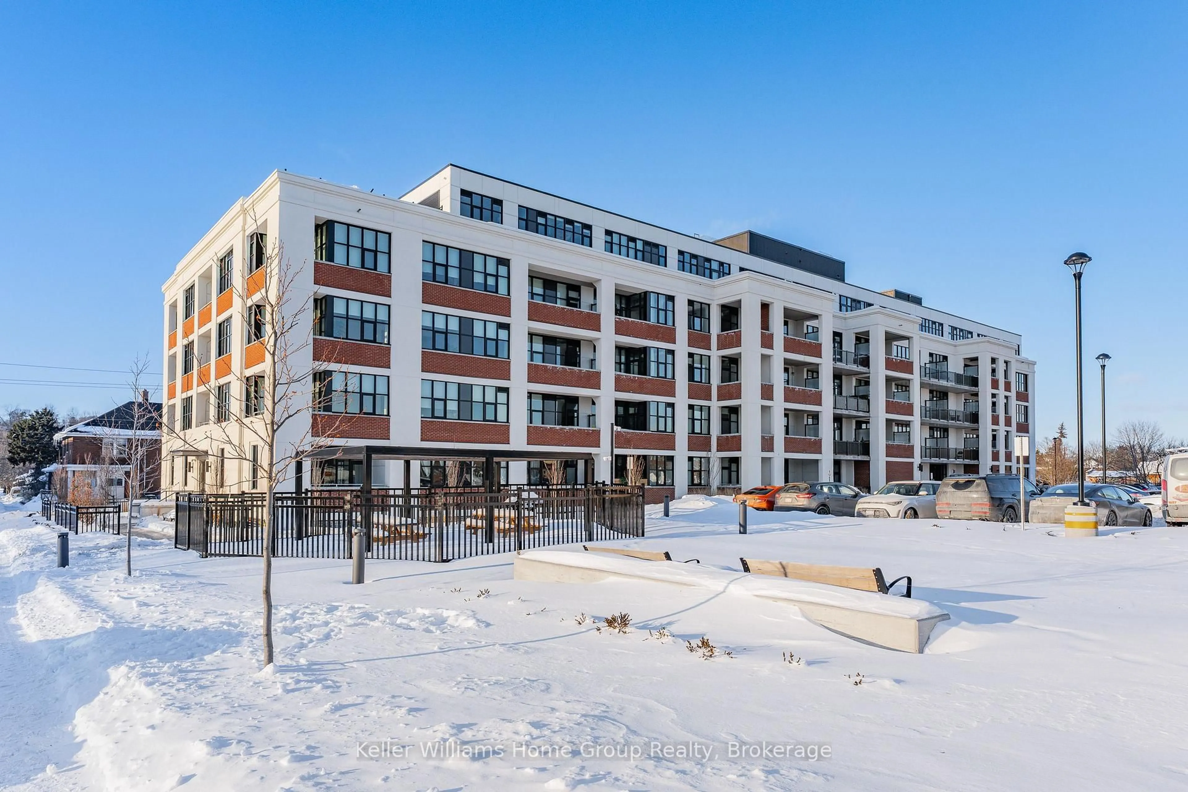 Patio, building for 120 Huron St #108, Guelph Ontario N1E 0T8