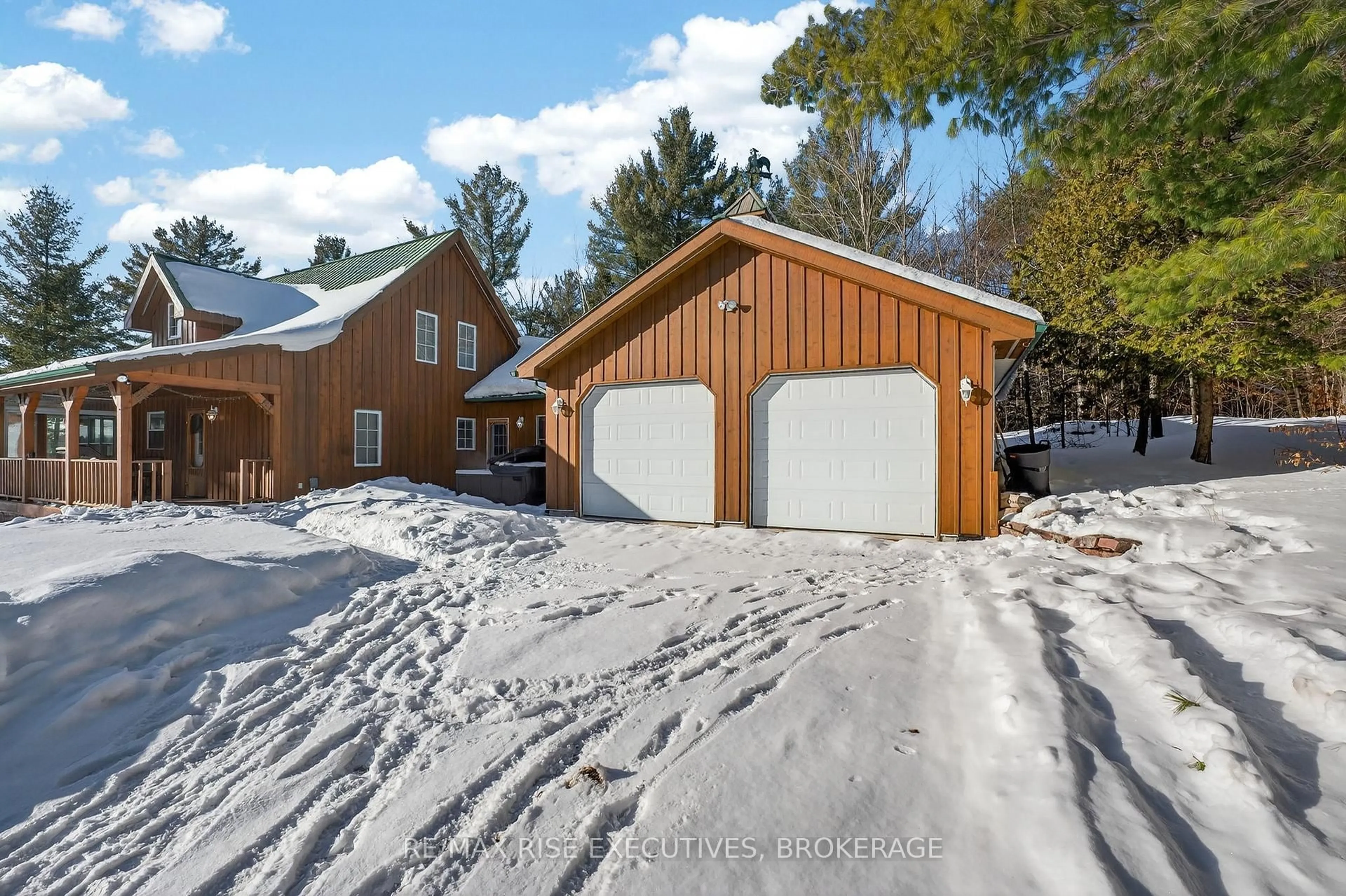 A pic from outside/outdoor area/front of a property/back of a property/a pic from drone, street for 1093B Two Loon Lane, Sharbot Lake Ontario K0H 2P0