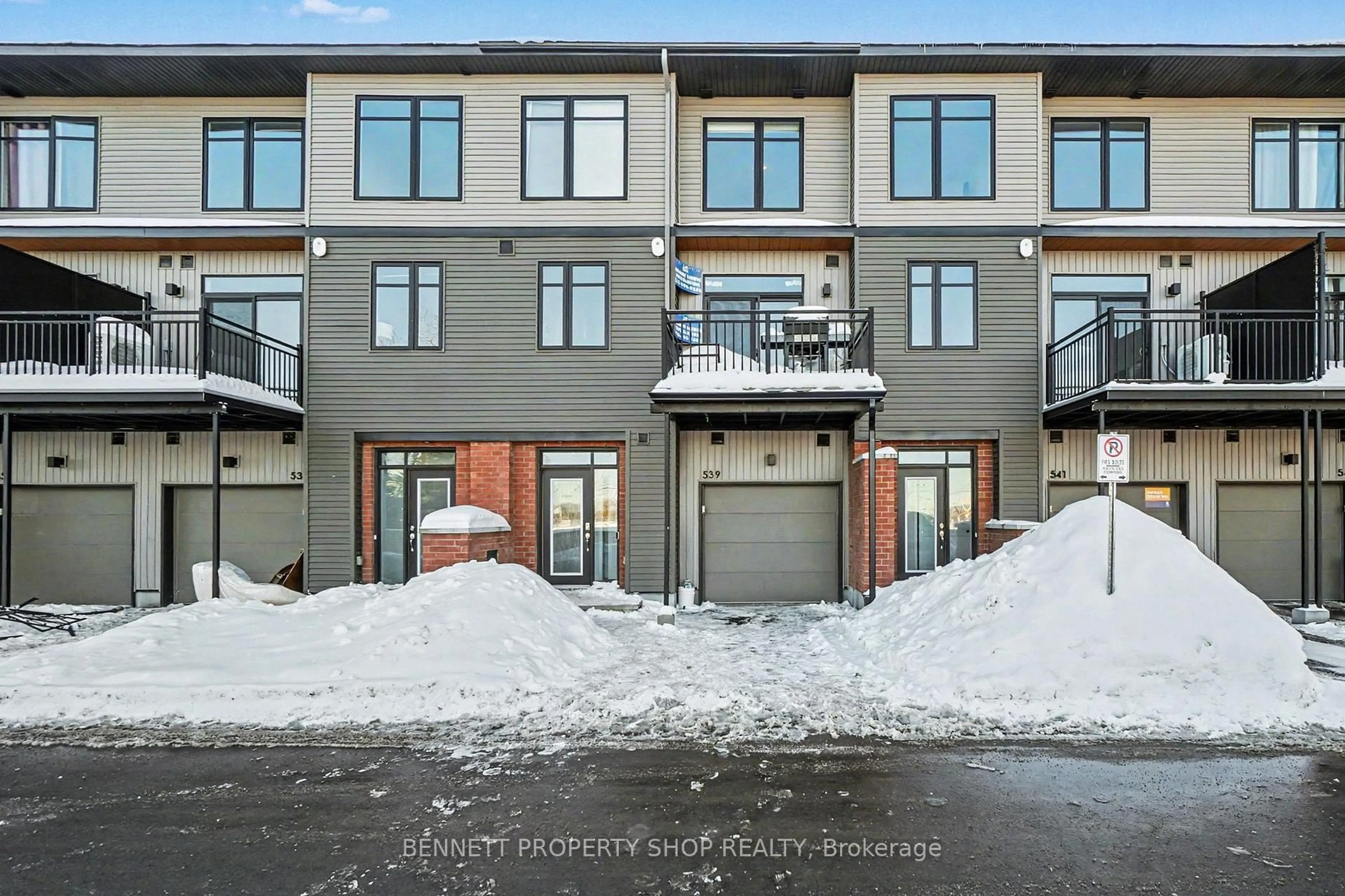 Unknown for 539 Lourmarin Private, Ottawa Ontario K4A 5M2