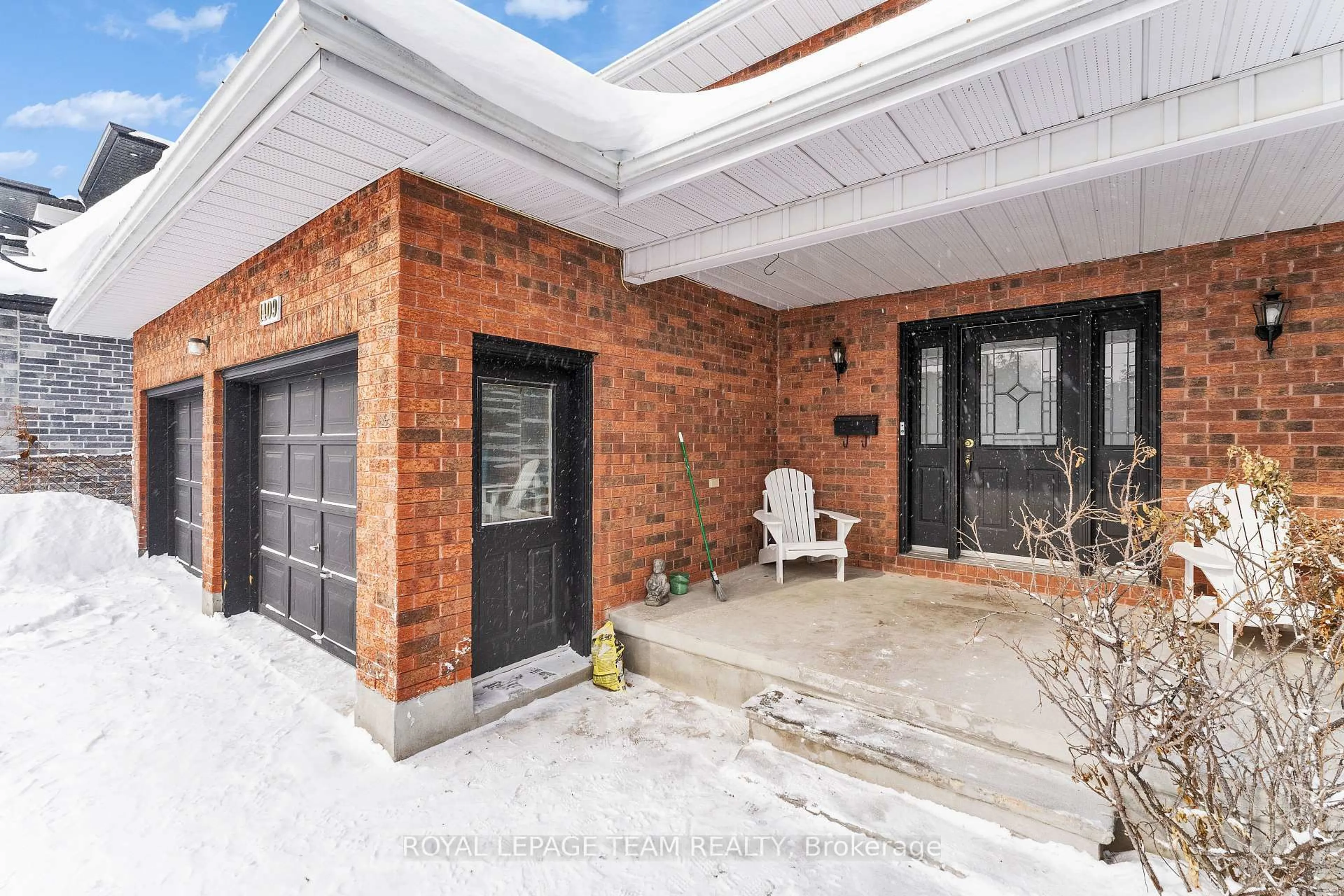 Home with brick exterior material, street for 1409 Mory St, Ottawa Ontario K1T 1C8