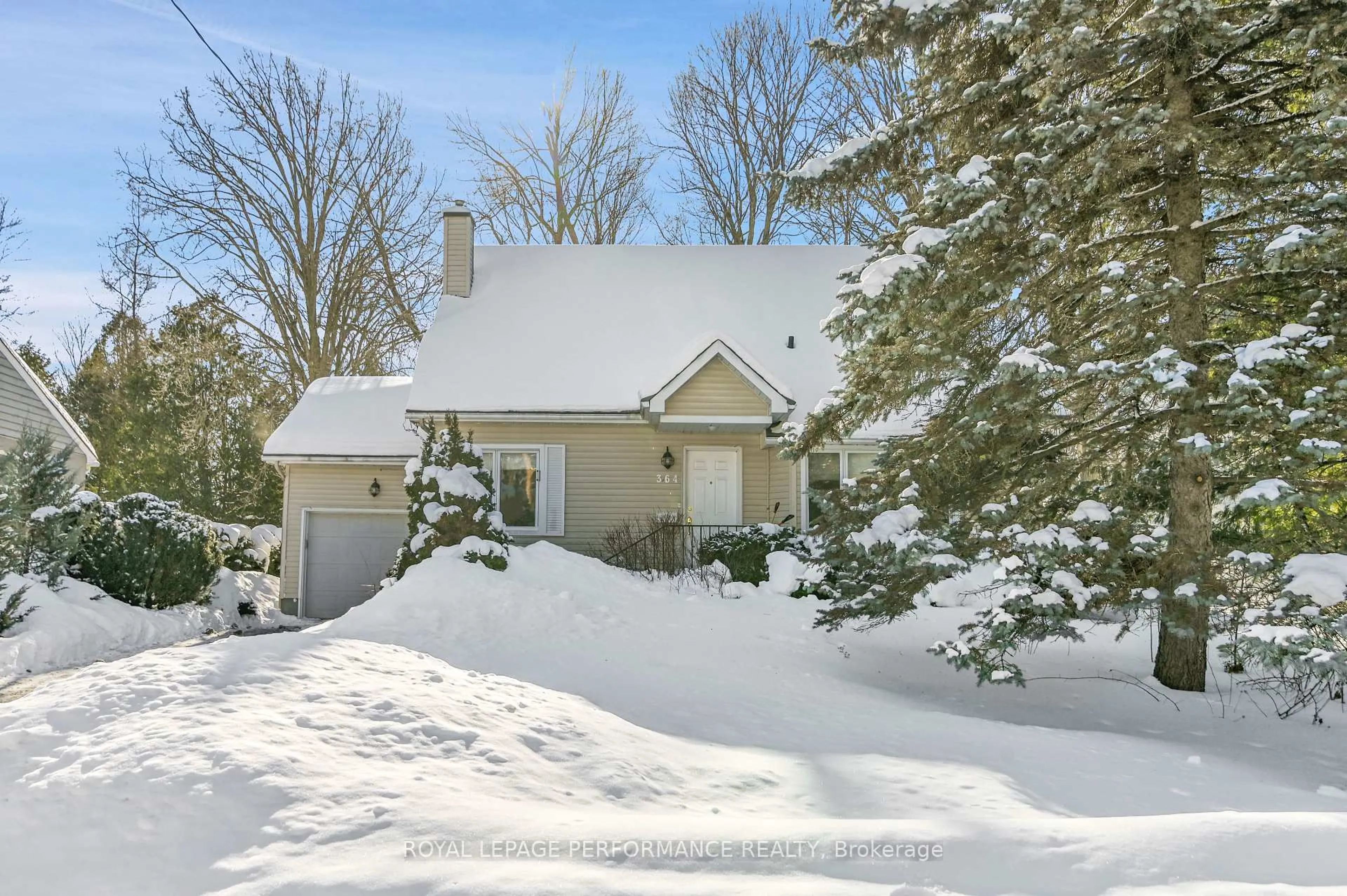 Unknown for 364 Cunningham Ave, Ottawa Ontario K1H 6B4