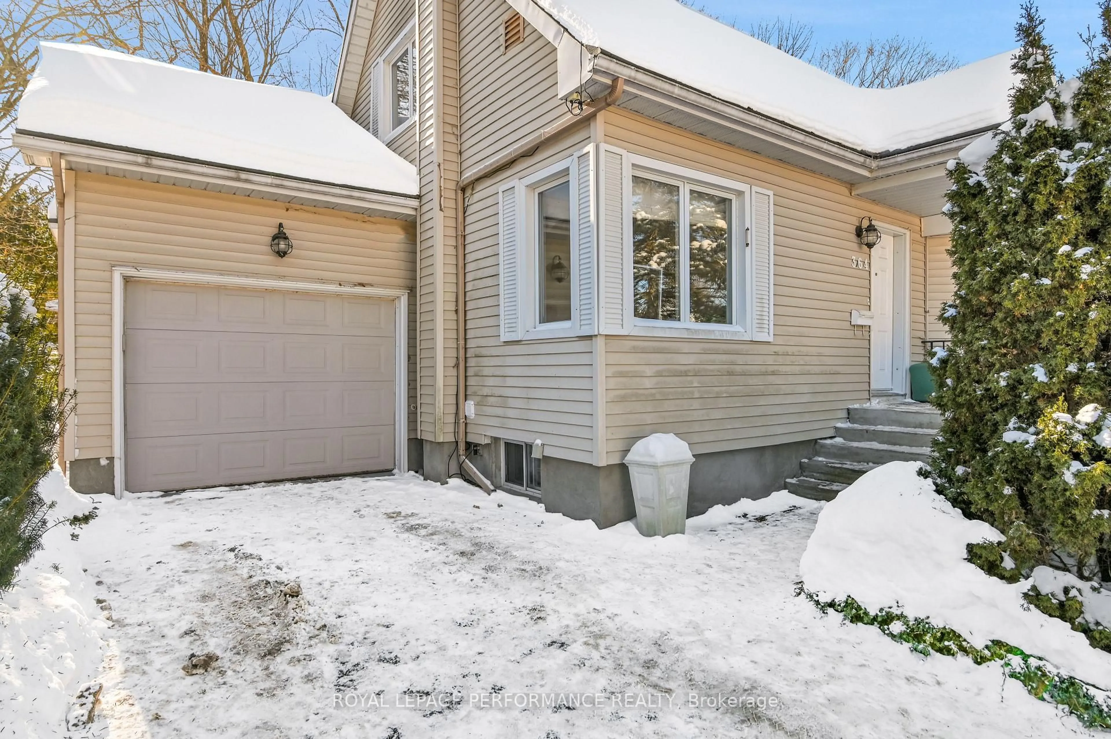 Unknown for 364 Cunningham Ave, Ottawa Ontario K1H 6B4