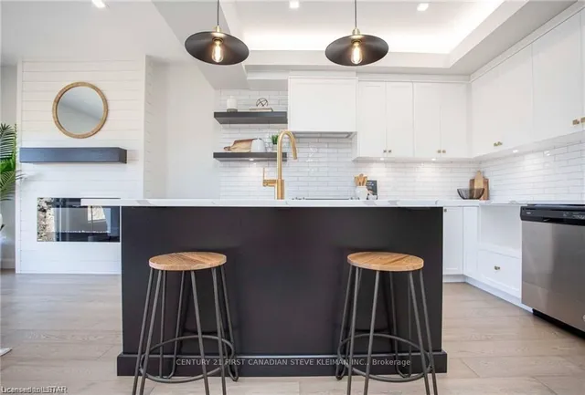 2700 Buroak Dr #45, London North 5