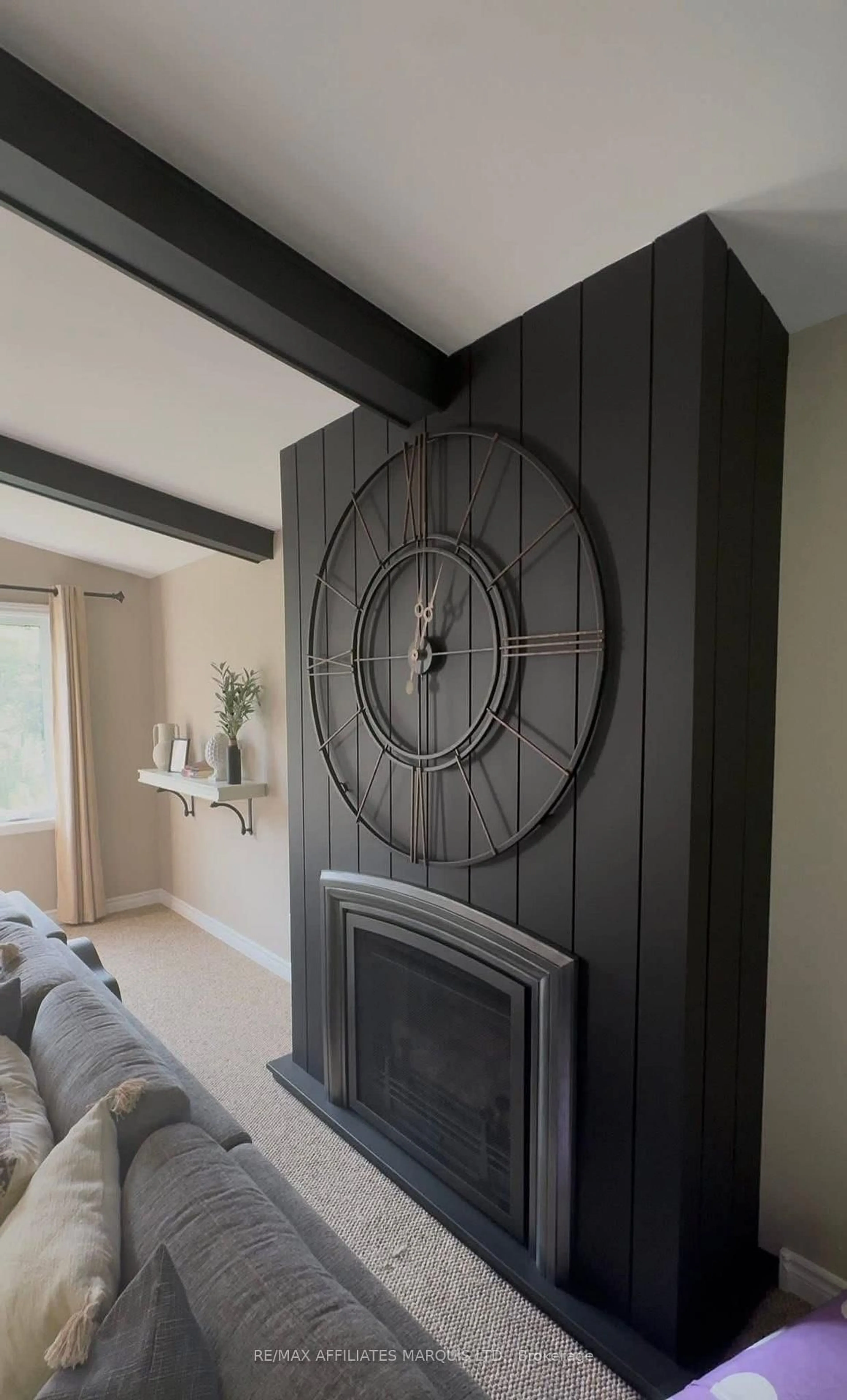 Indoor entryway for 1733 Blakely Dr, Cornwall Ontario K6J 5M6