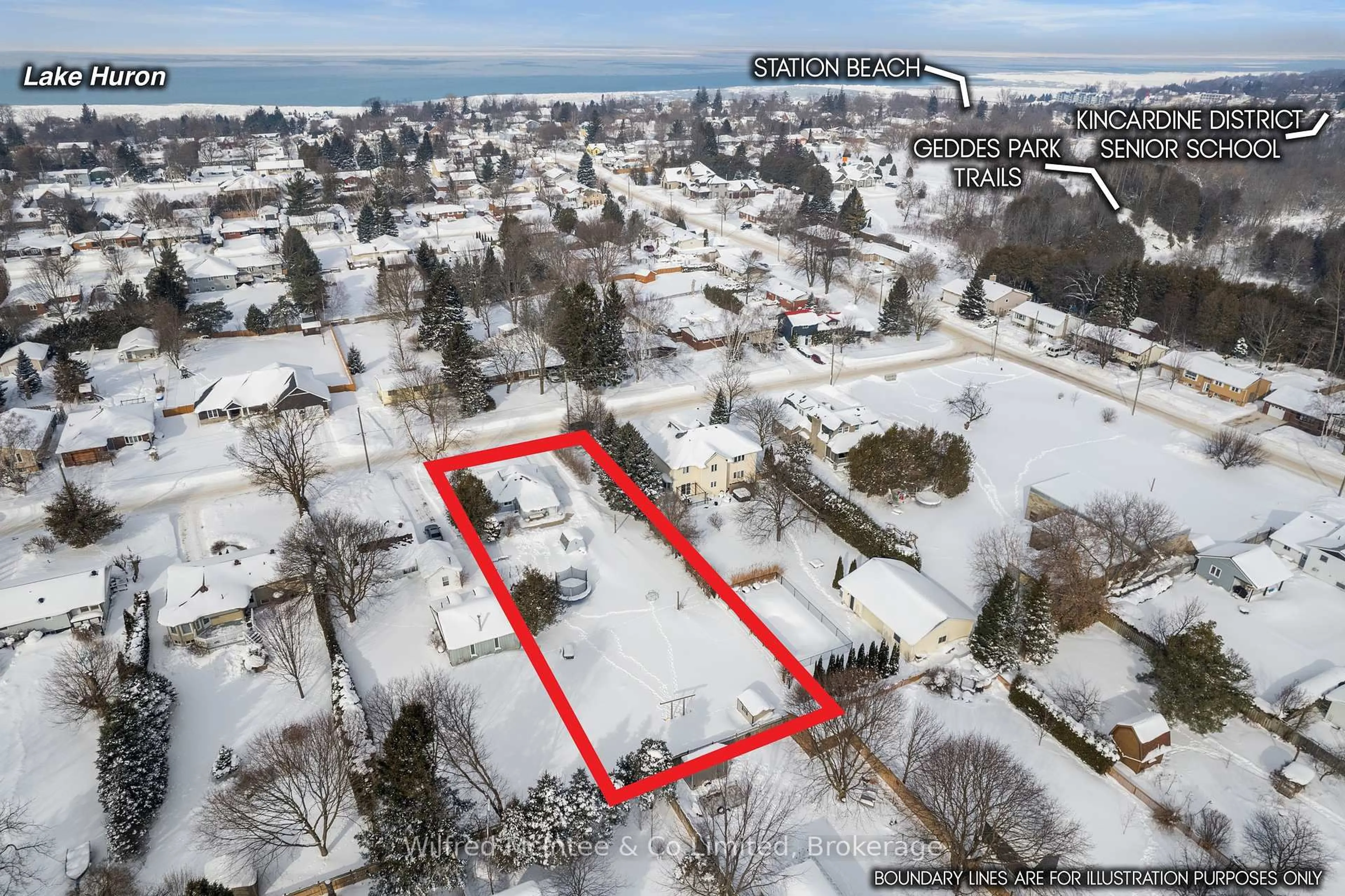 A pic from outside/outdoor area/front of a property/back of a property/a pic from drone, water/lake/river/ocean view for 437 Adelaide St, Kincardine Ontario N2Z 2W6
