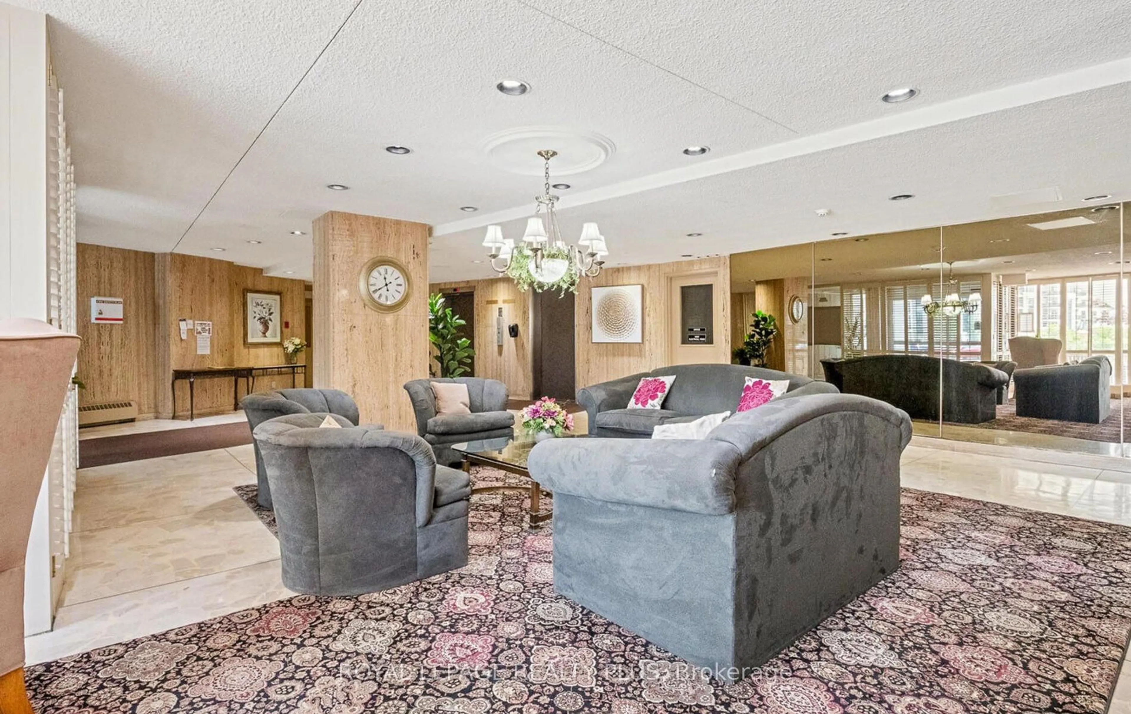 Lobby for 15 Towering Heights Blvd #1204, St. Catharines Ontario L2T 3G7