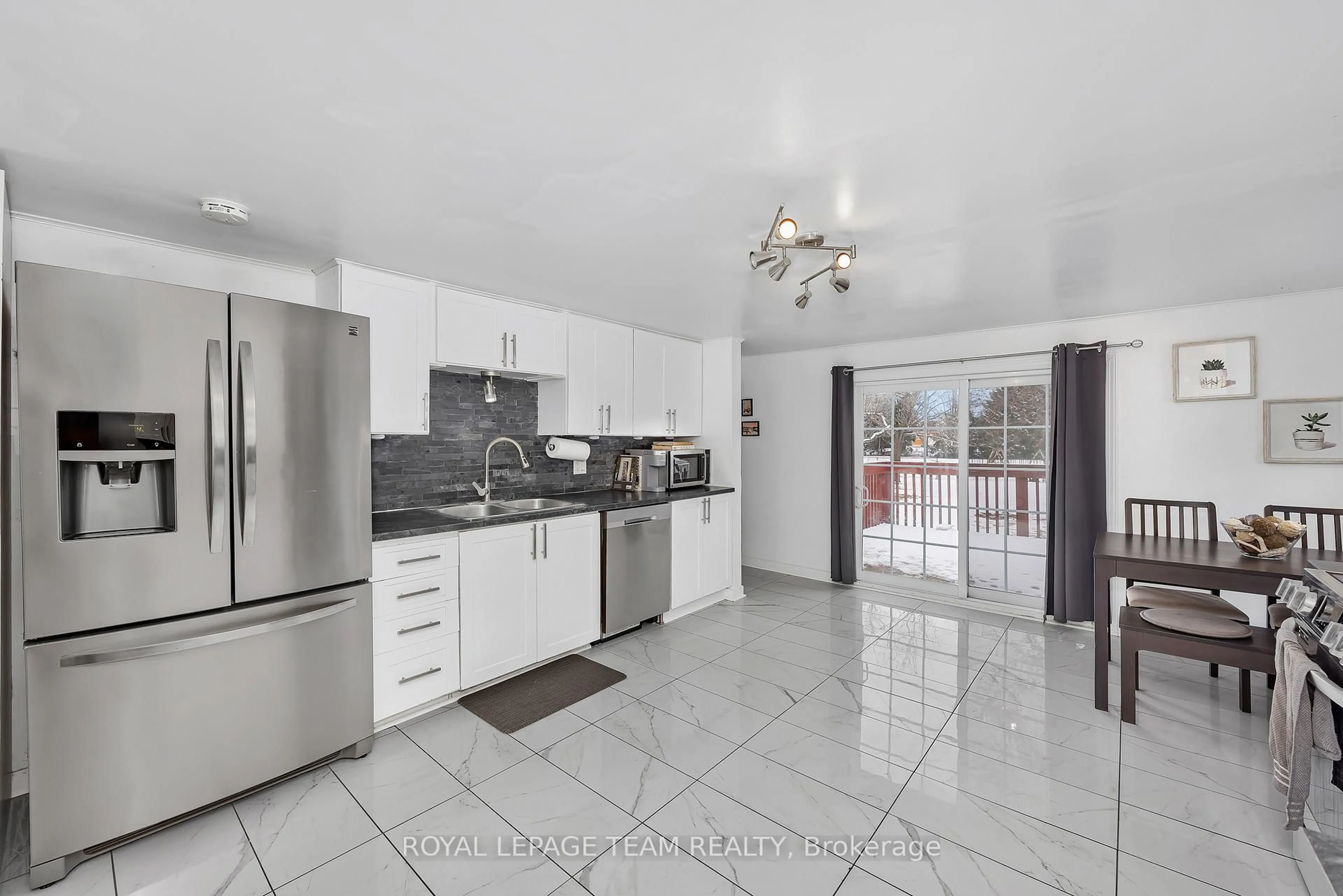 Open concept kitchen, ceramic/tile floor for 4691 County Rd 10, The Nation Ontario K7S 3G9