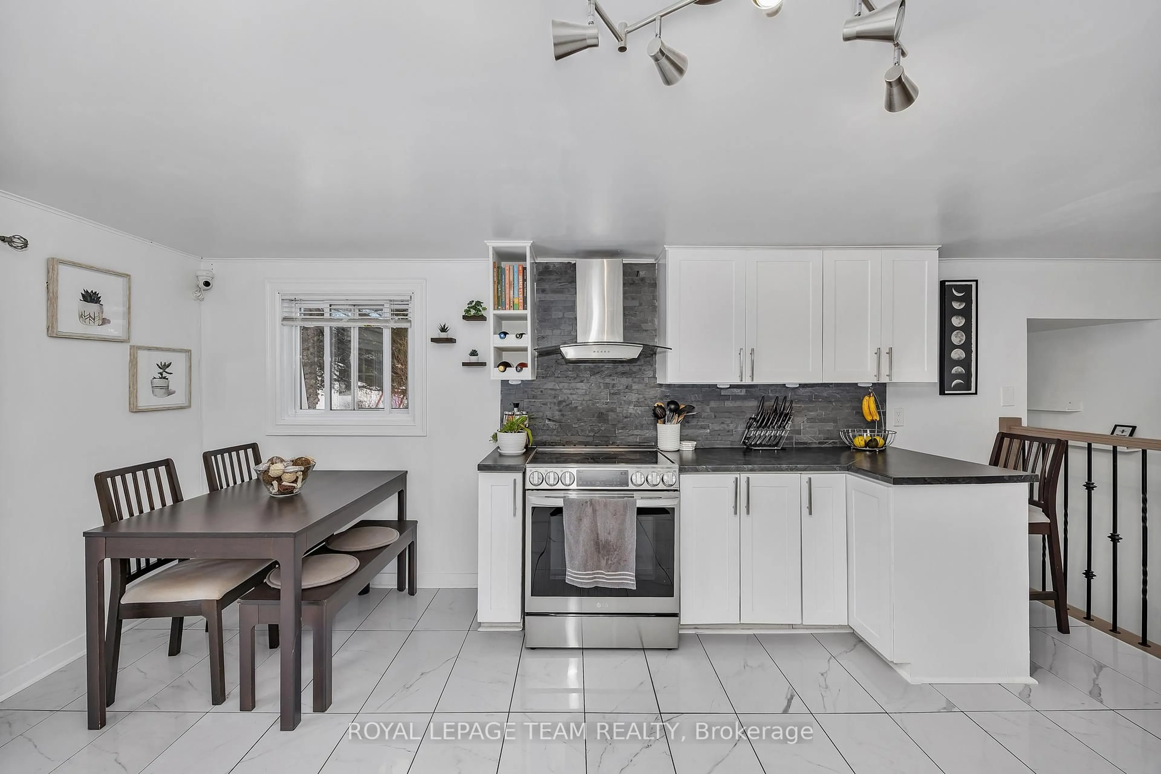 Open concept kitchen, ceramic/tile floor for 4691 County Rd 10, The Nation Ontario K7S 3G9