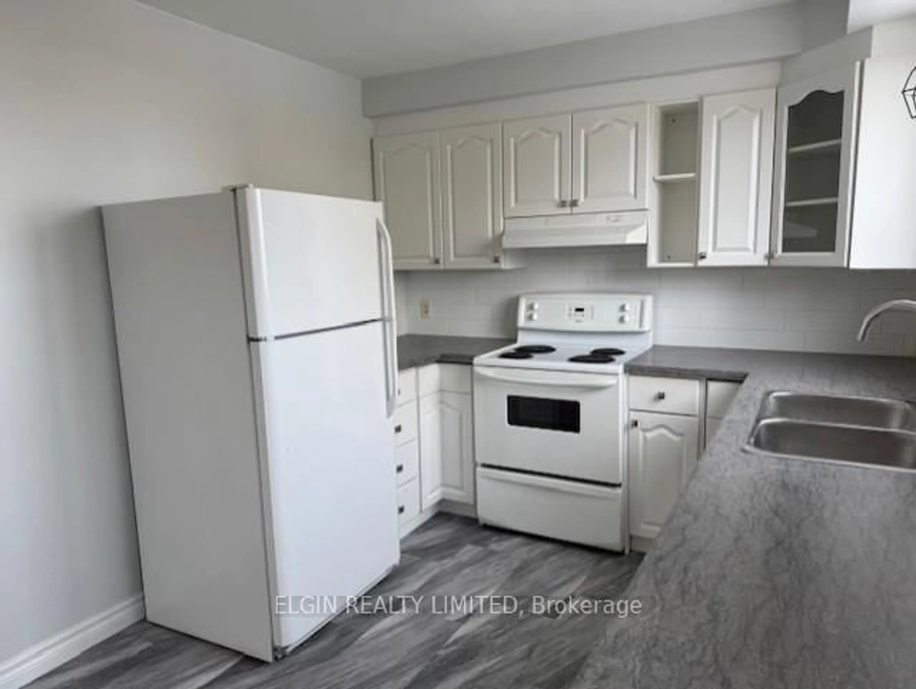 Standard kitchen, unknown for 432 Forest Ave, St. Thomas Ontario N5R 2K9