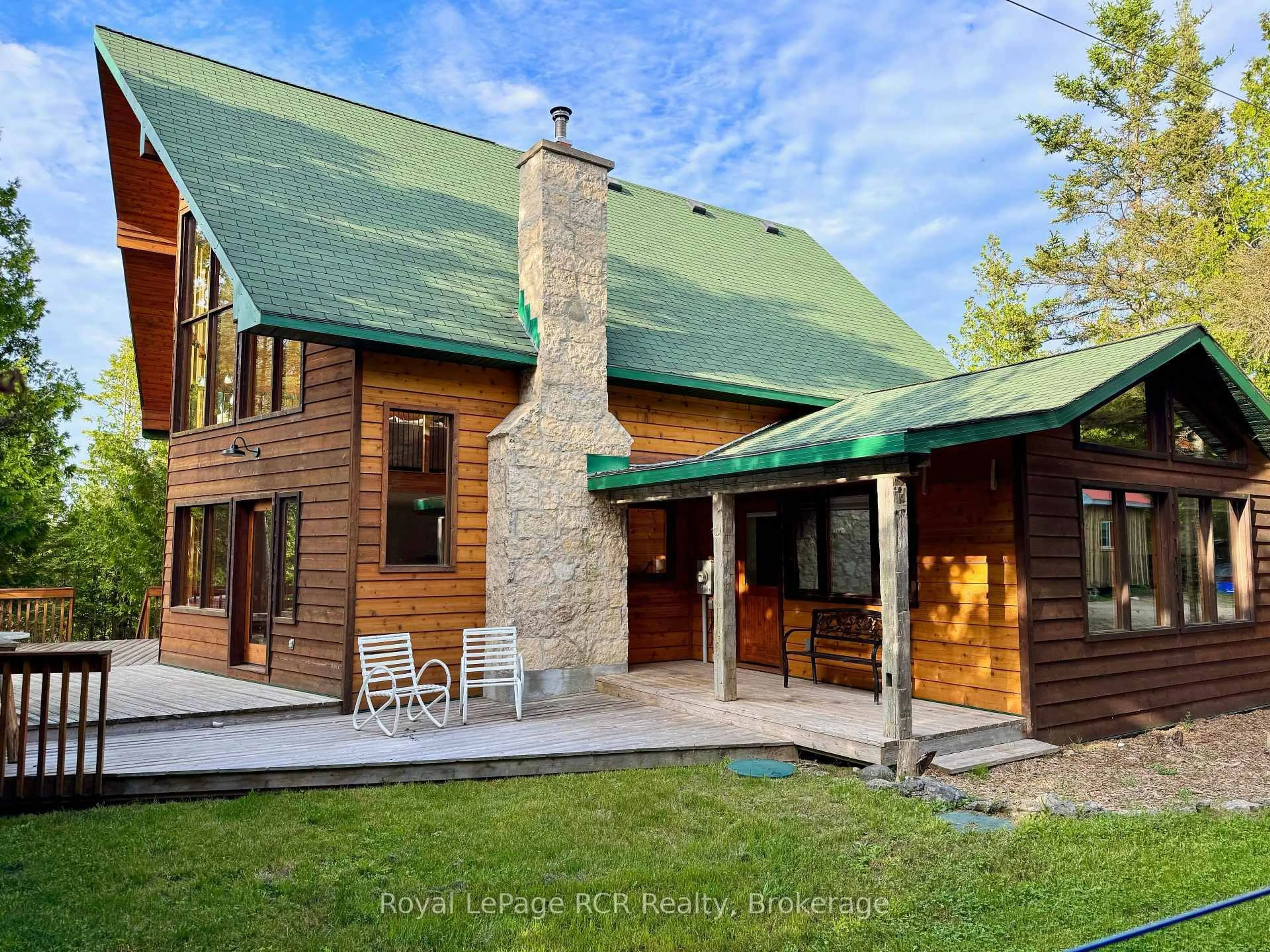 Home with brick exterior material, unknown for 91 Little Pine Dr, Northern Bruce Peninsula Ontario N0H 1W0