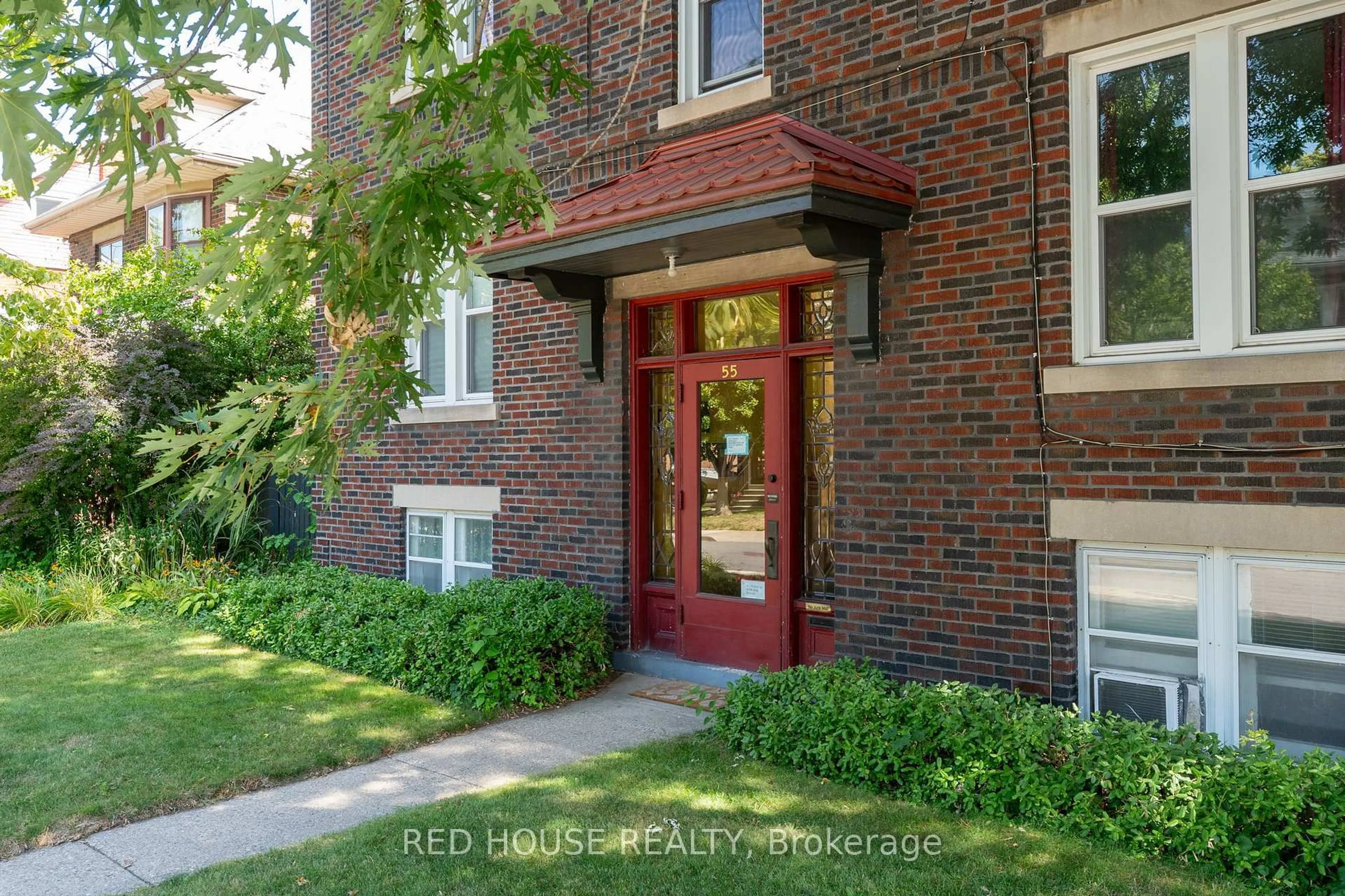 Unknown for 55 Balsam Ave, Hamilton Ontario L8M 3A9