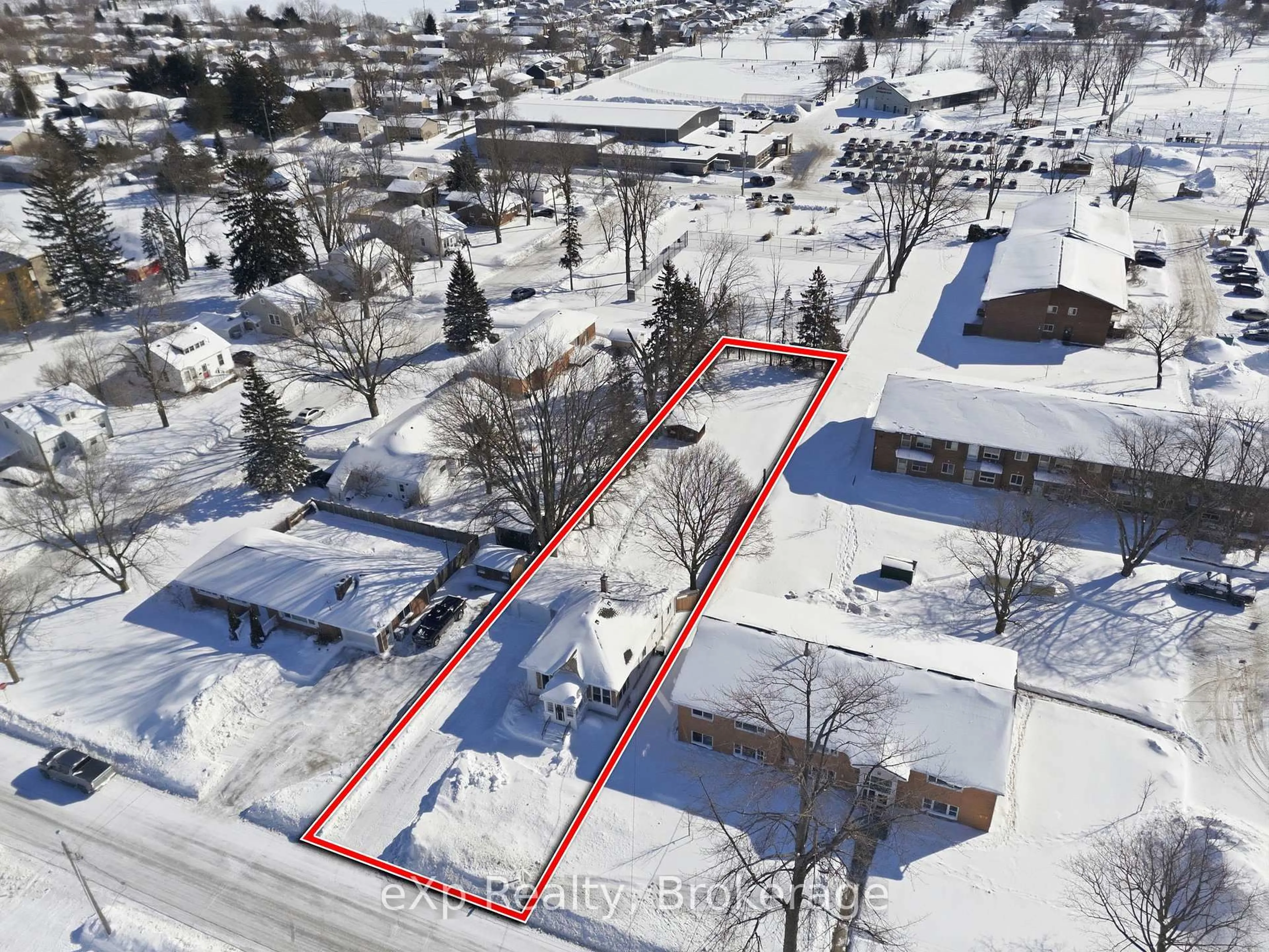 A pic from outside/outdoor area/front of a property/back of a property/a pic from drone, street for 177 St David St, West Perth Ontario N0K 1N0