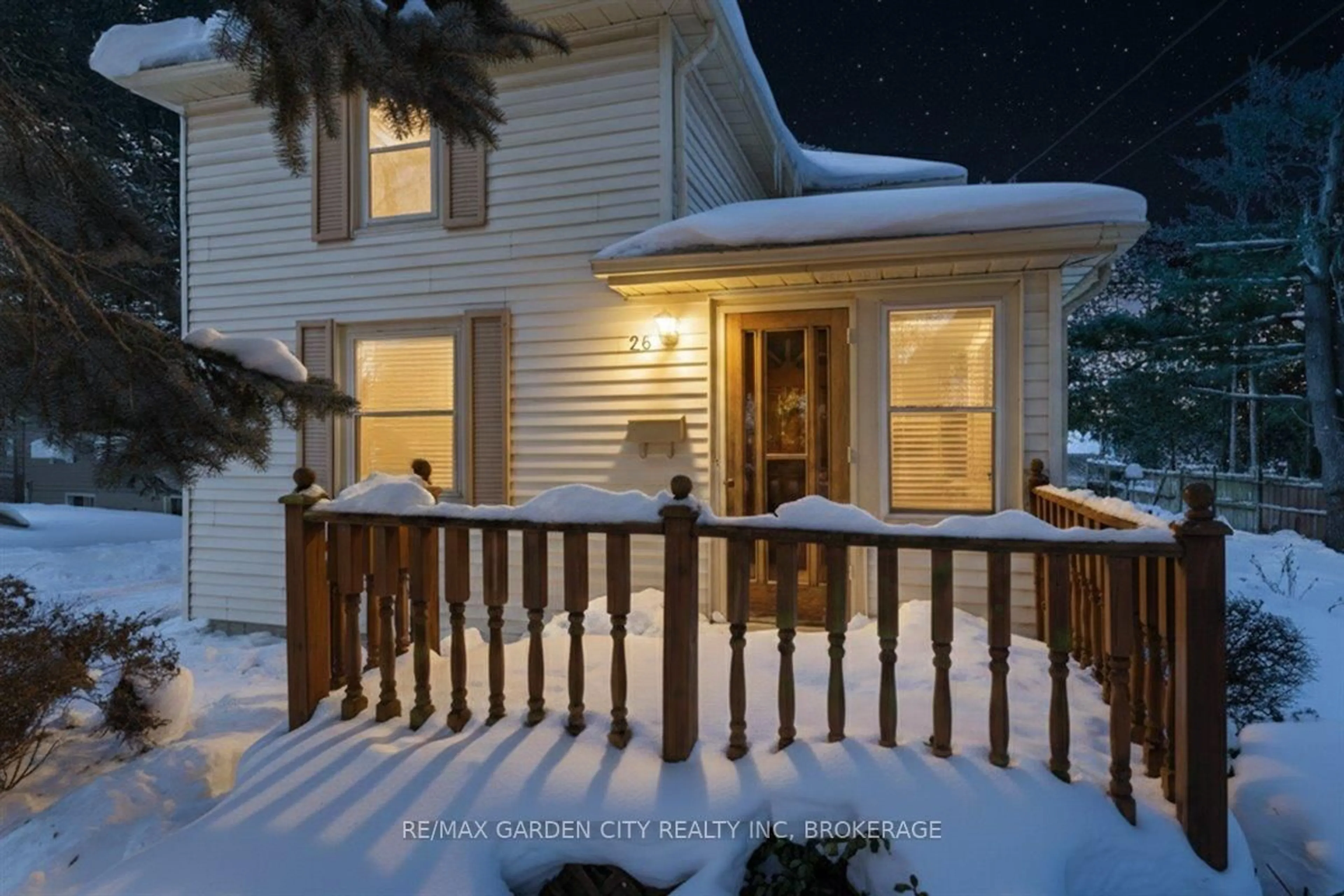 Patio, unknown for 26 Chestnut St, Pelham Ontario L3E 0K3