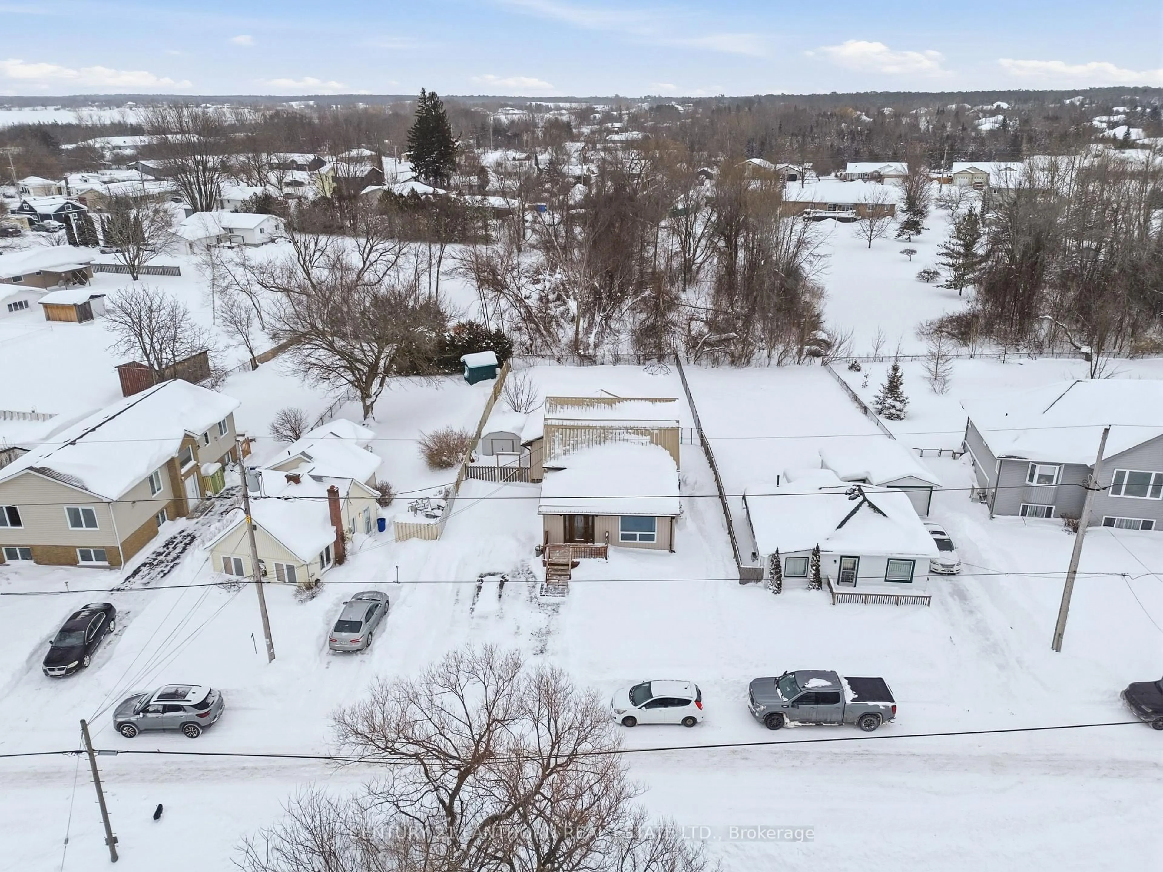 A pic from outside/outdoor area/front of a property/back of a property/a pic from drone, street for 115 Ridley St, Prince Edward County Ontario K8N 4Z1