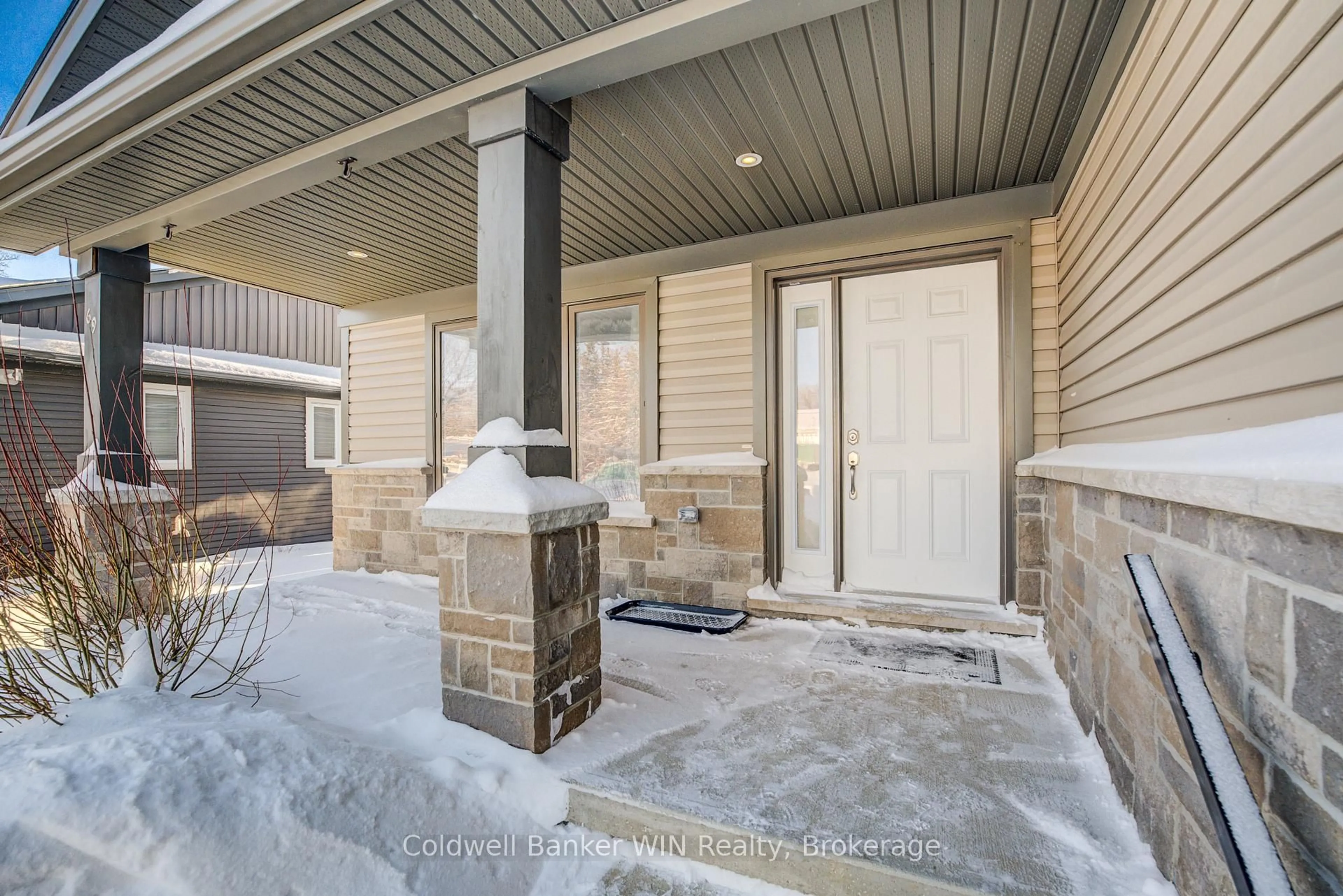 Unknown for 69 William St, Minto Ontario N0G 1Z0