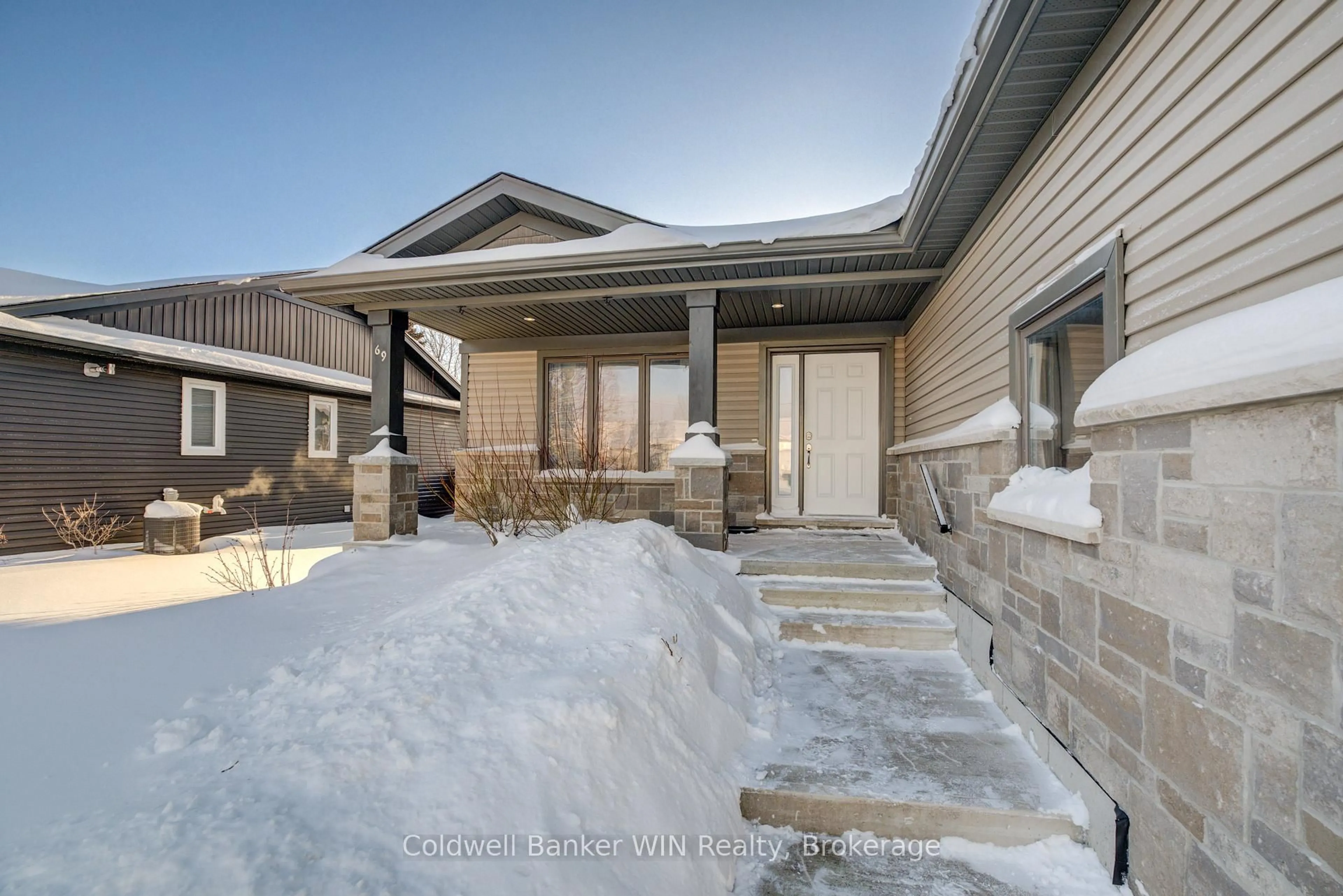 Unknown for 69 William St, Minto Ontario N0G 1Z0