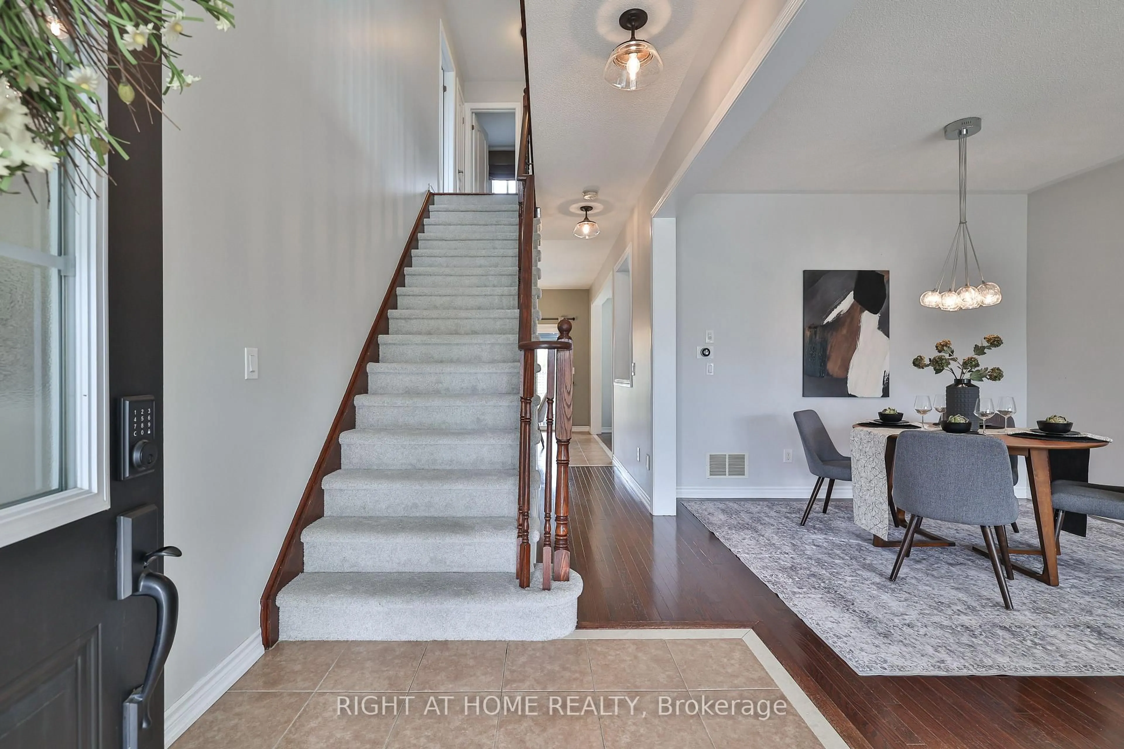 Indoor entryway for 823 Greenly Dr, Cobourg Ontario K9A 0C6