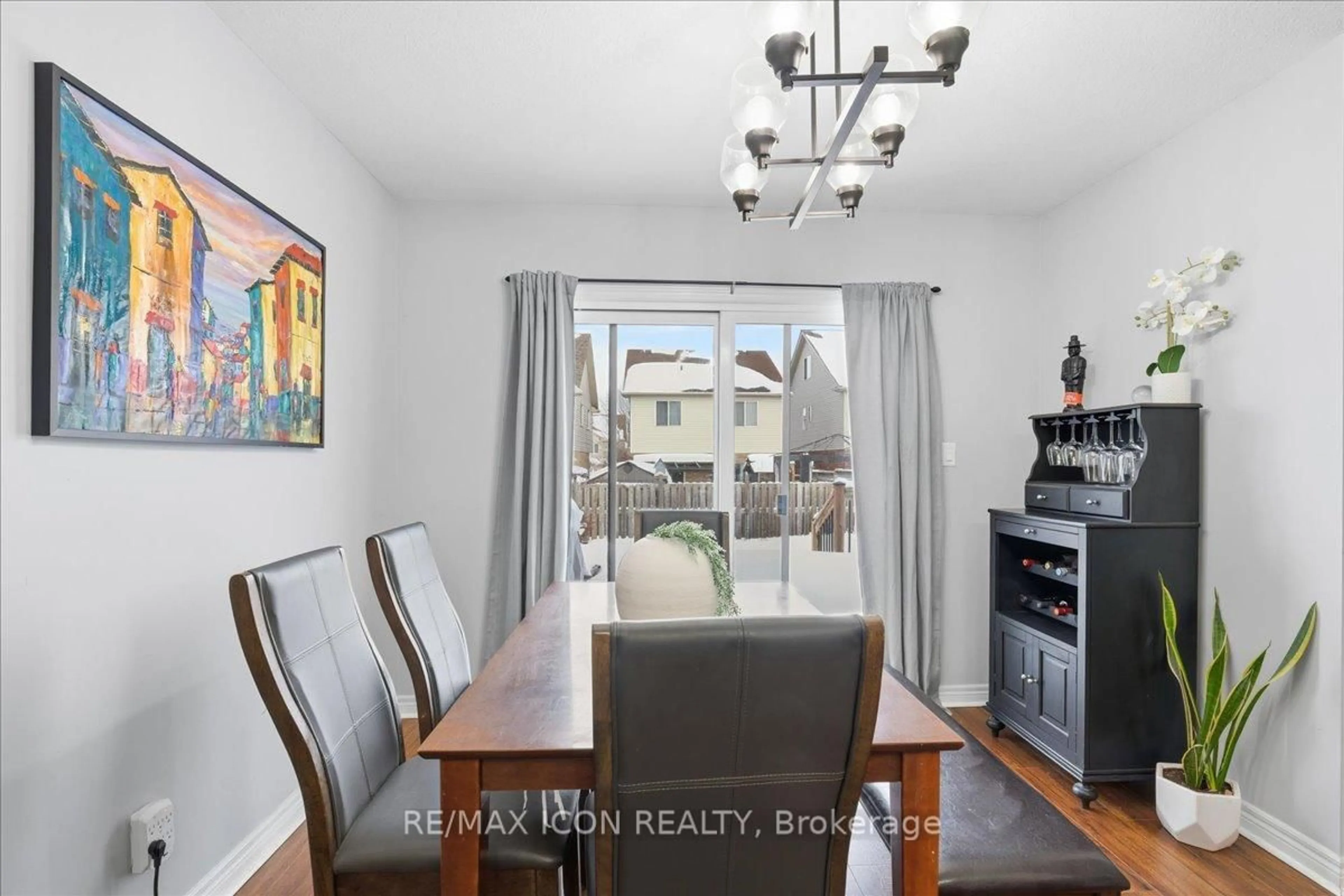 Dining room, unknown for 361 Sienna Cres, Kitchener Ontario N2R 1T8