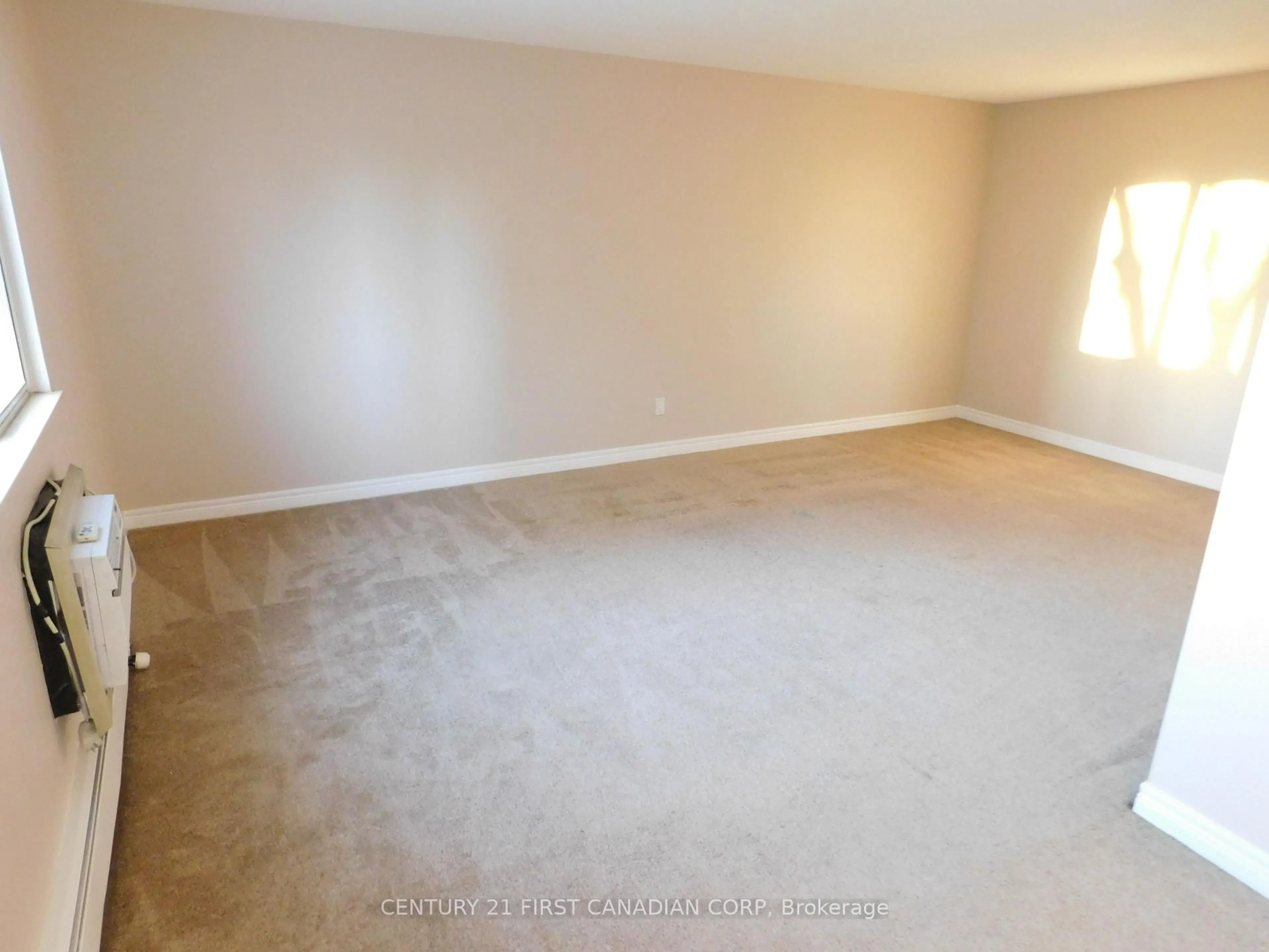A pic of a room for 440 Central Ave #205, London East Ontario N6B 2E5